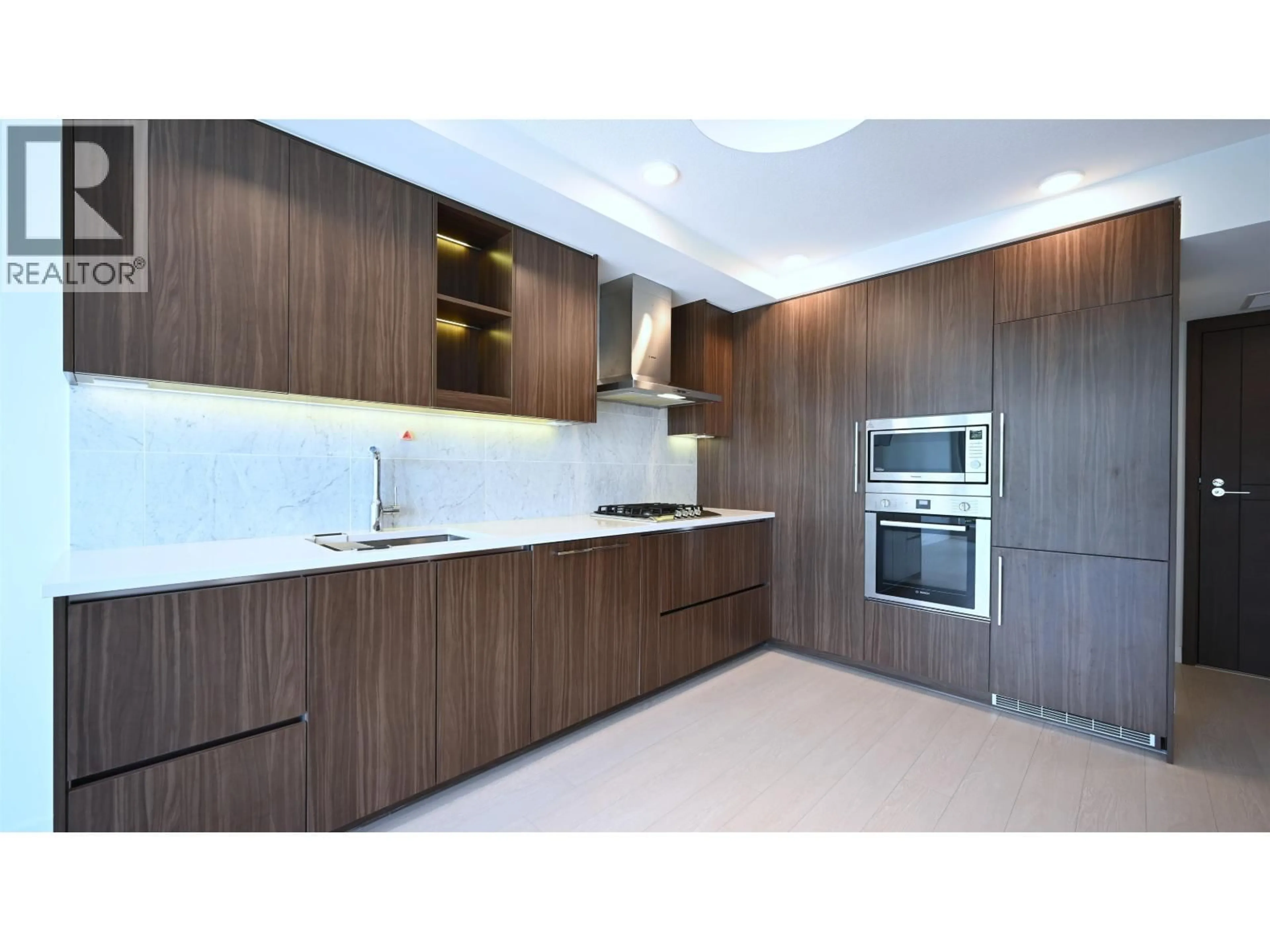 Unknown for 1608 - 8800 HAZELBRIDGE WAY, Richmond British Columbia V6X0S3