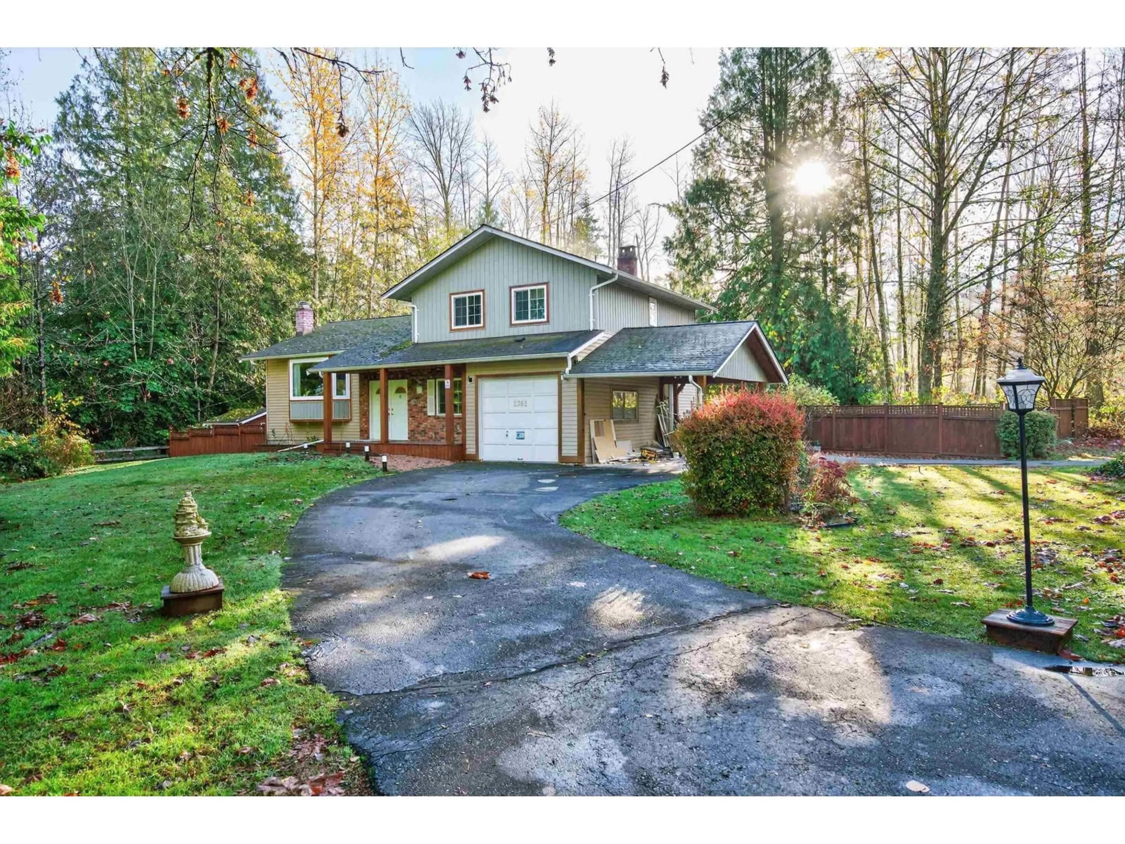 Unknown for 2382 174, Surrey British Columbia V3Z9Z8