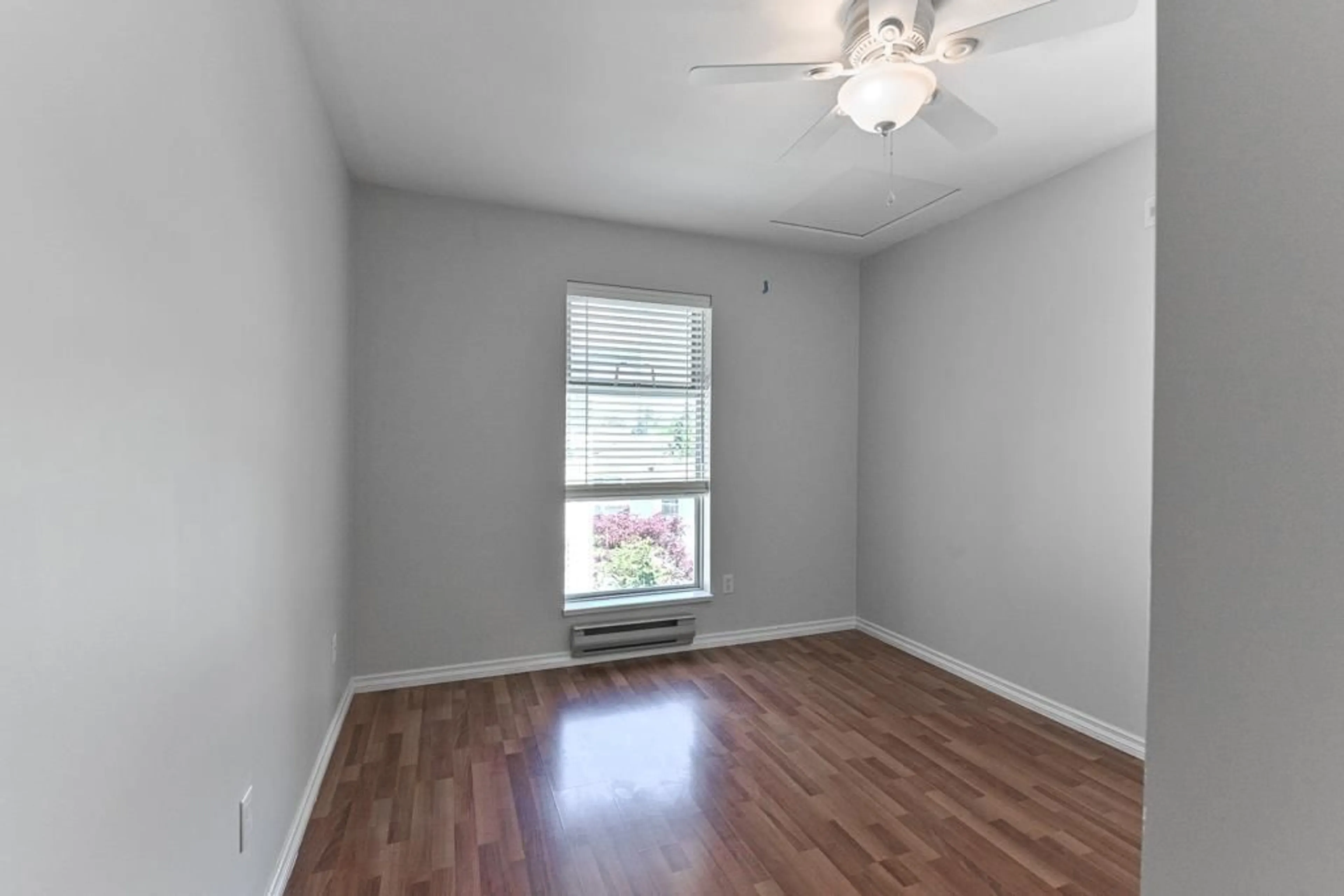 A pic of a room for 320 - 13911 70, Surrey British Columbia V3W6B4