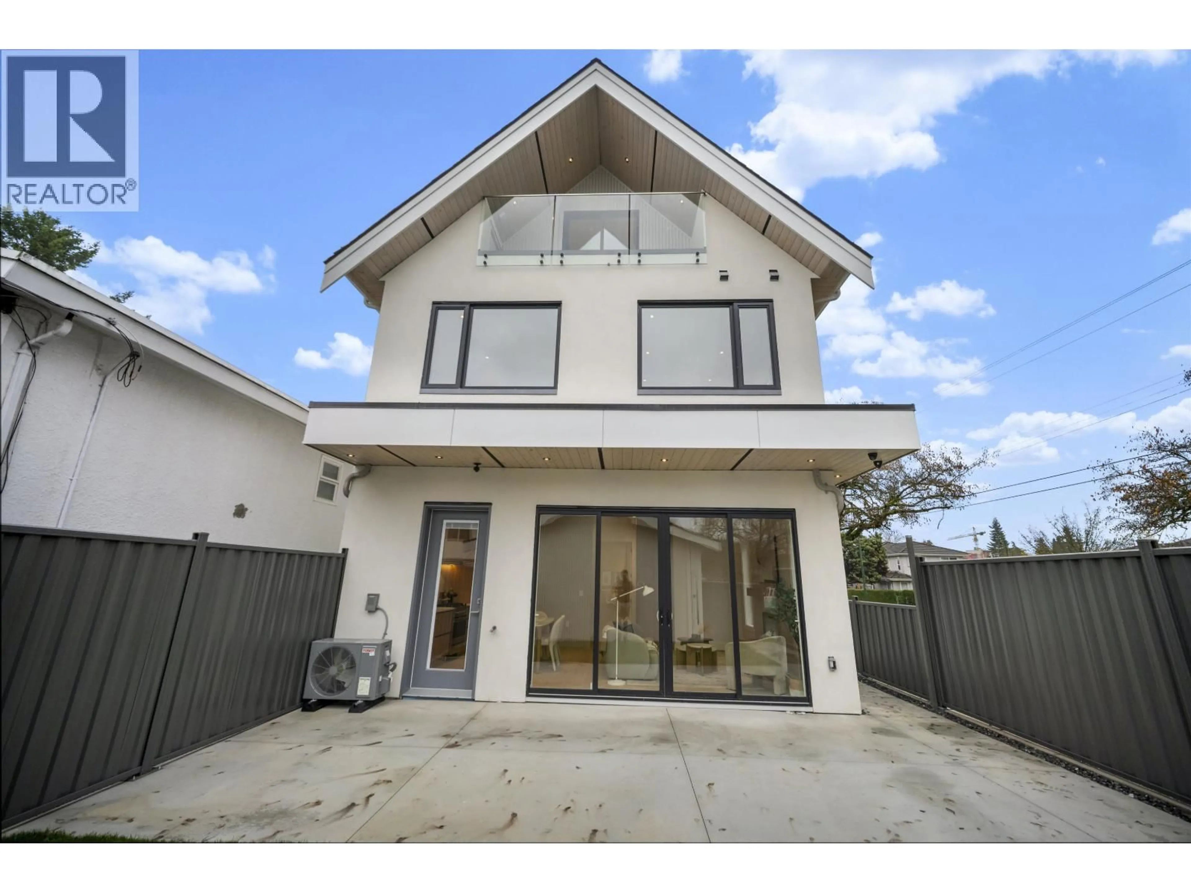 Unknown for 1671 31ST AVENUE, Vancouver British Columbia V5N3B2