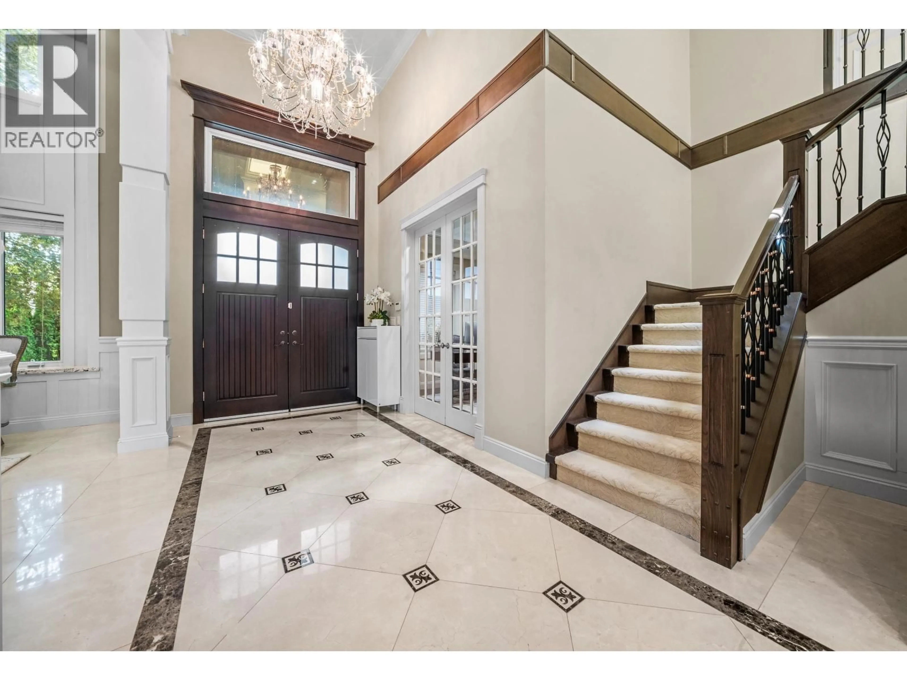 Indoor foyer for 7740 GOLDSTREAM DRIVE, Richmond British Columbia V7A1S7