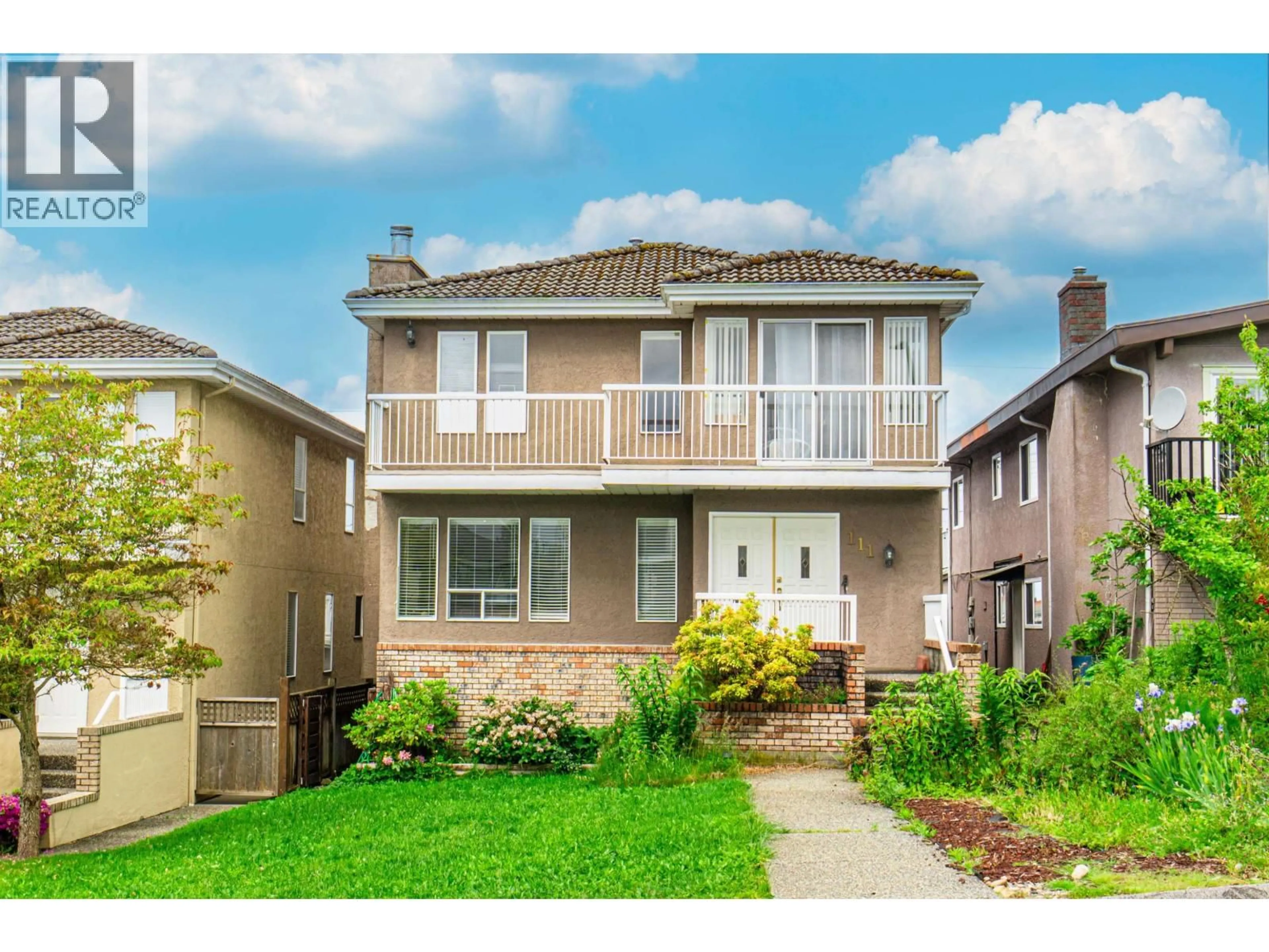 Home with vinyl exterior material, street for 111 GROSVENOR AVENUE, Burnaby British Columbia V5B3N7