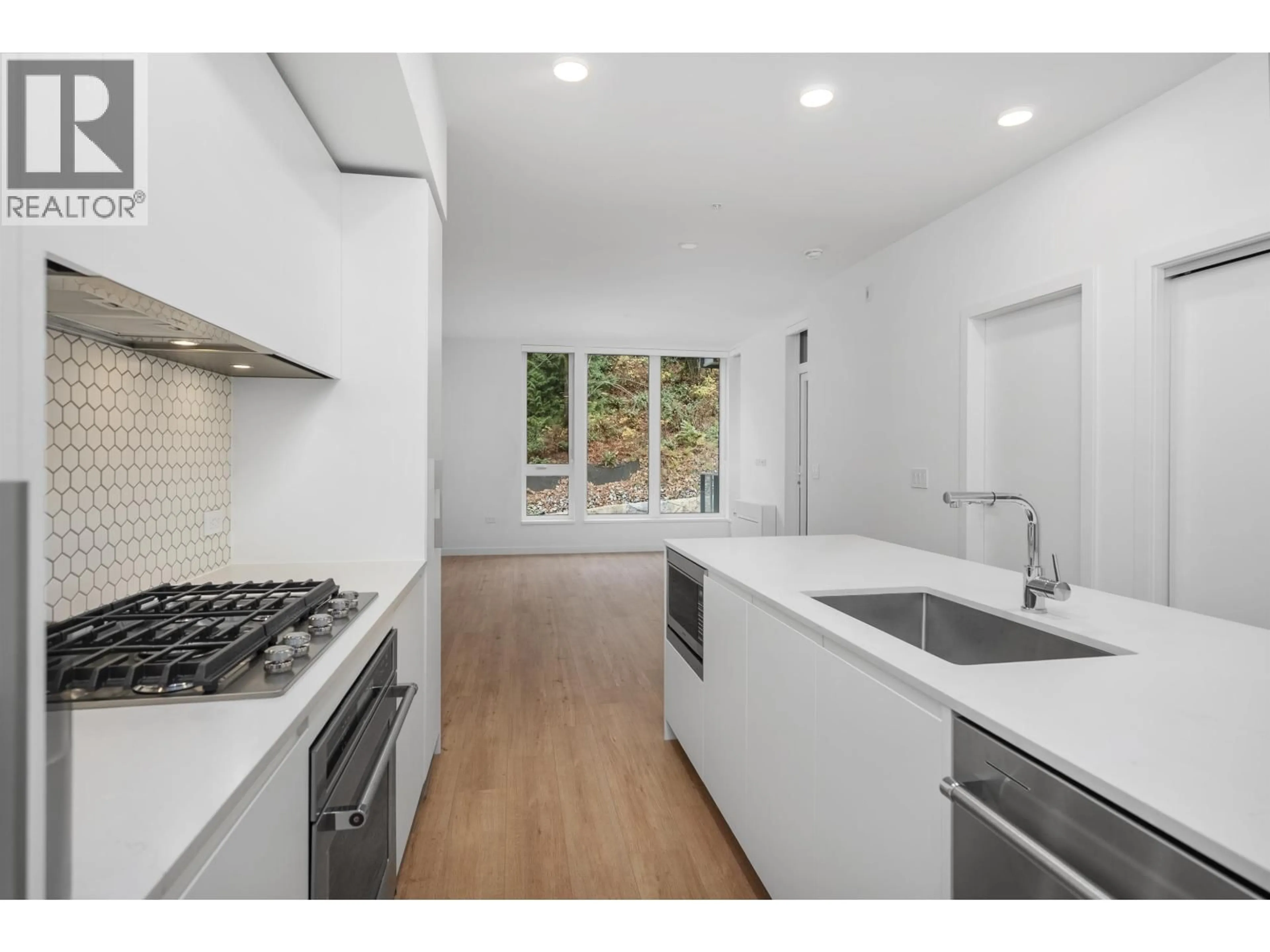 Open concept kitchen, unknown for 304 - 1506 SCOTT CRESCENT, Squamish British Columbia V0N3G0