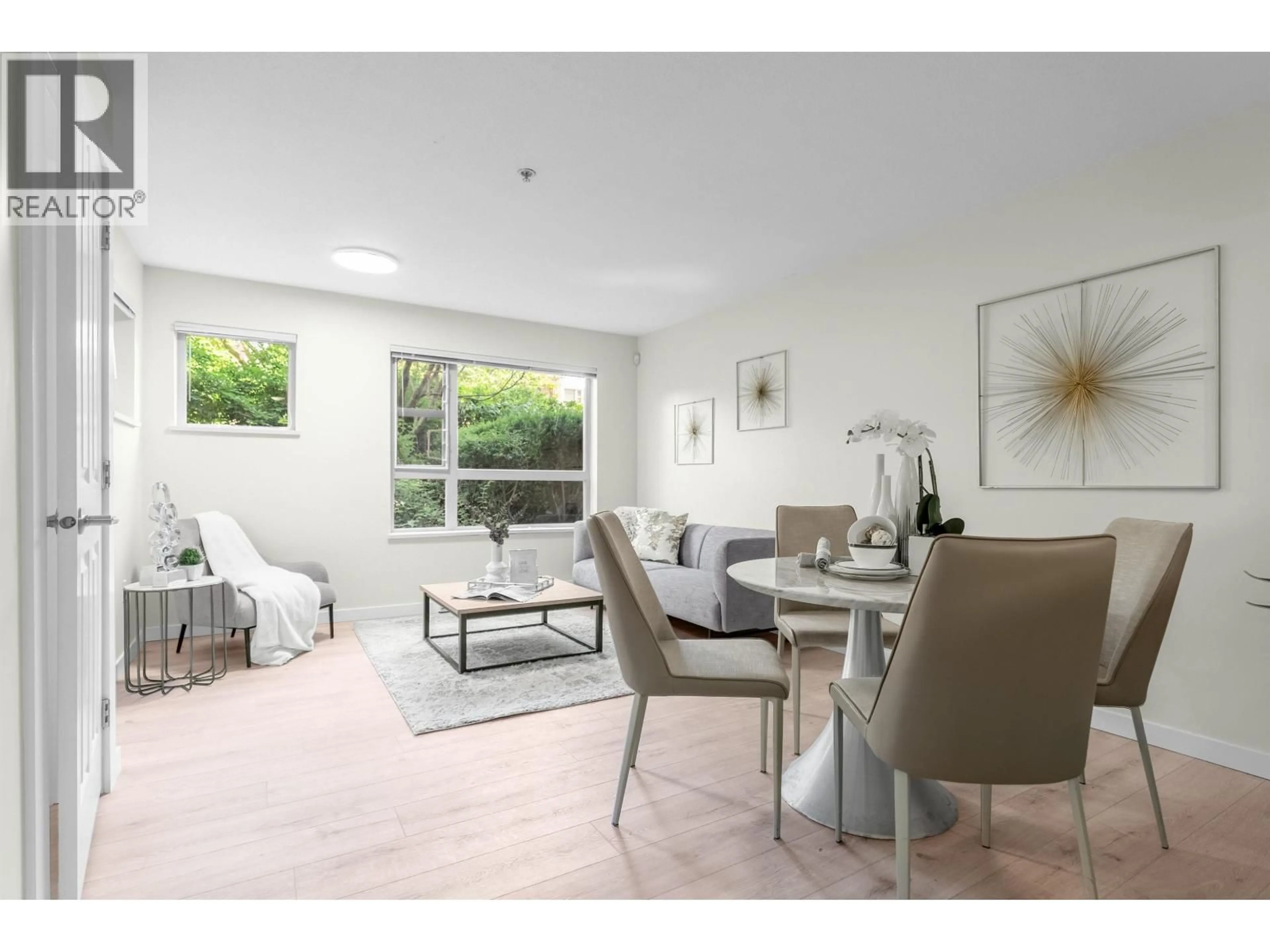 Living room with furniture, unknown for 5102 - 5111 GARDEN CITY ROAD, Richmond British Columbia V6X4H4