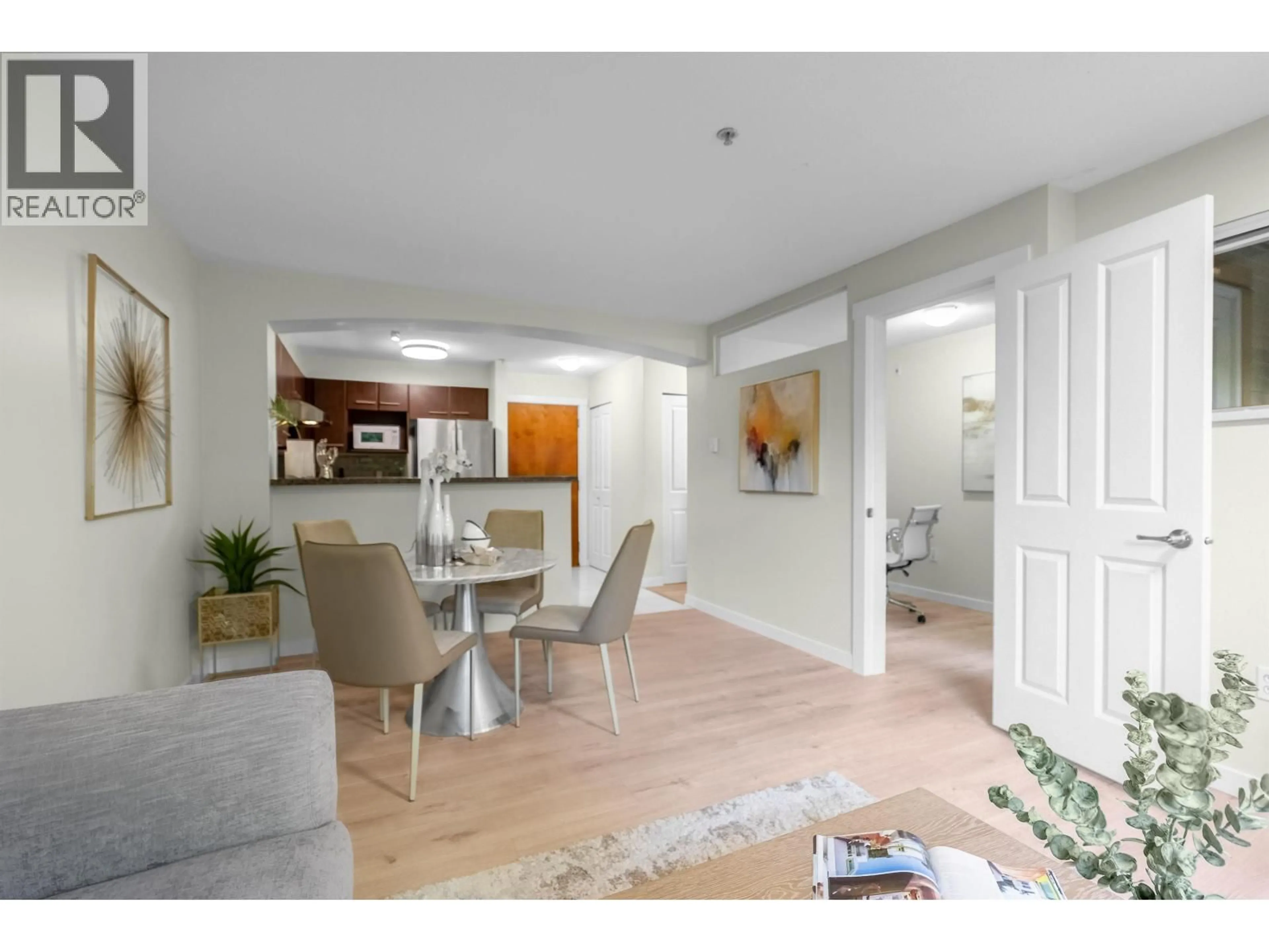 A pic of a room for 5102 - 5111 GARDEN CITY ROAD, Richmond British Columbia V6X4H4