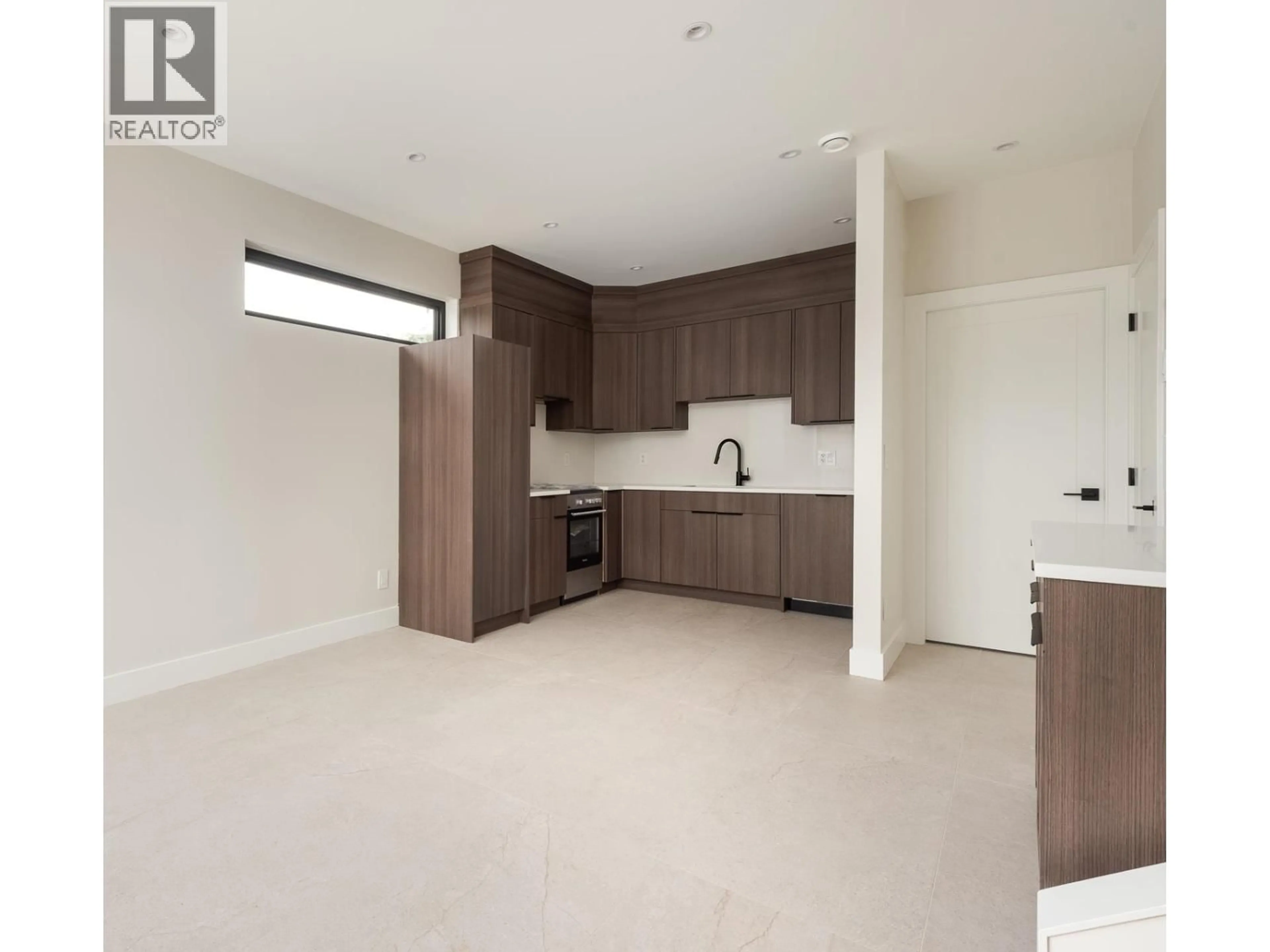 Open concept kitchen, unknown for L1 - 4413 OXFORD STREET, Burnaby British Columbia V5C1E6