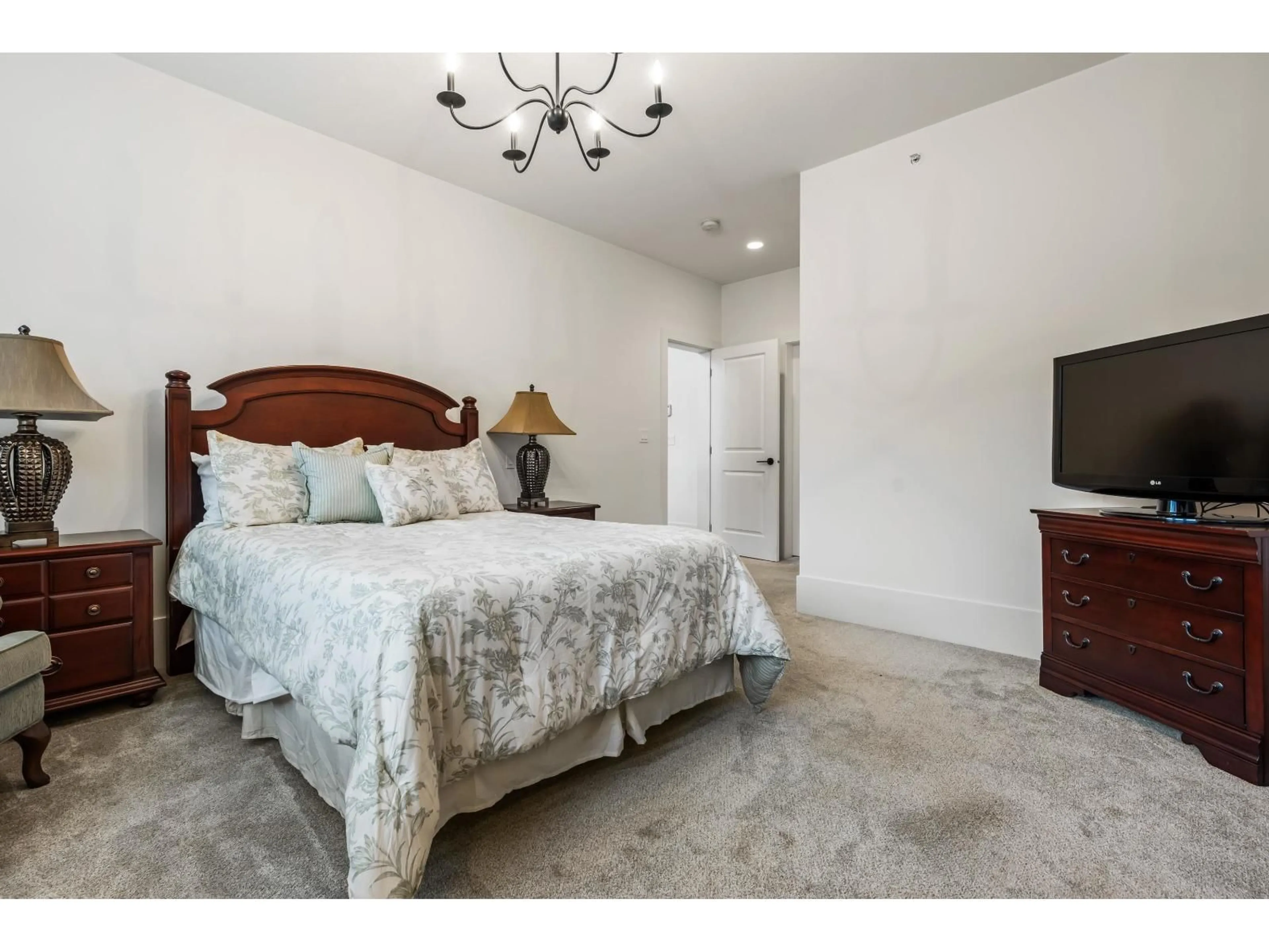 A pic of a room for 52 - 1885 COLUMBIA VALLEY ROAD, Lindell Beach British Columbia V2R1J8