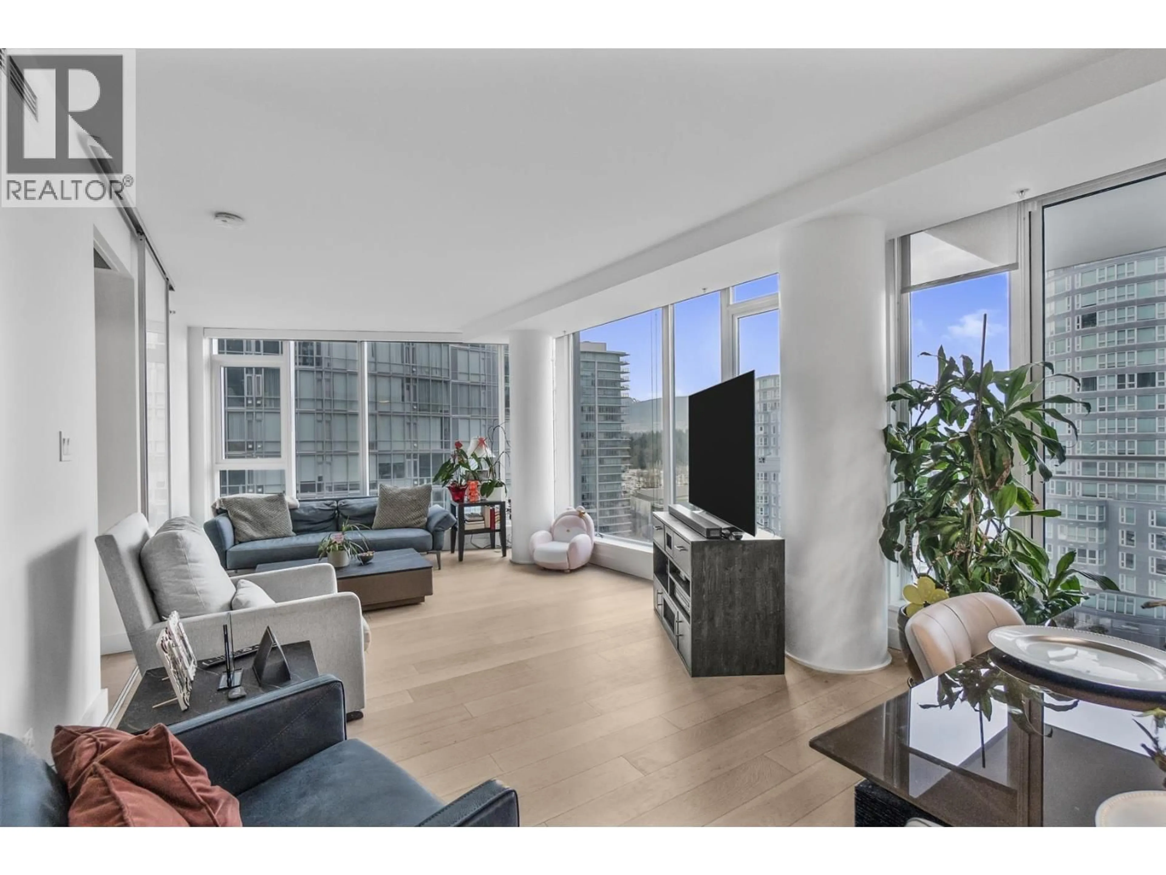 Living room with furniture, unknown for 1201 - 1499 PENDER STREET, Vancouver British Columbia V6G0A7