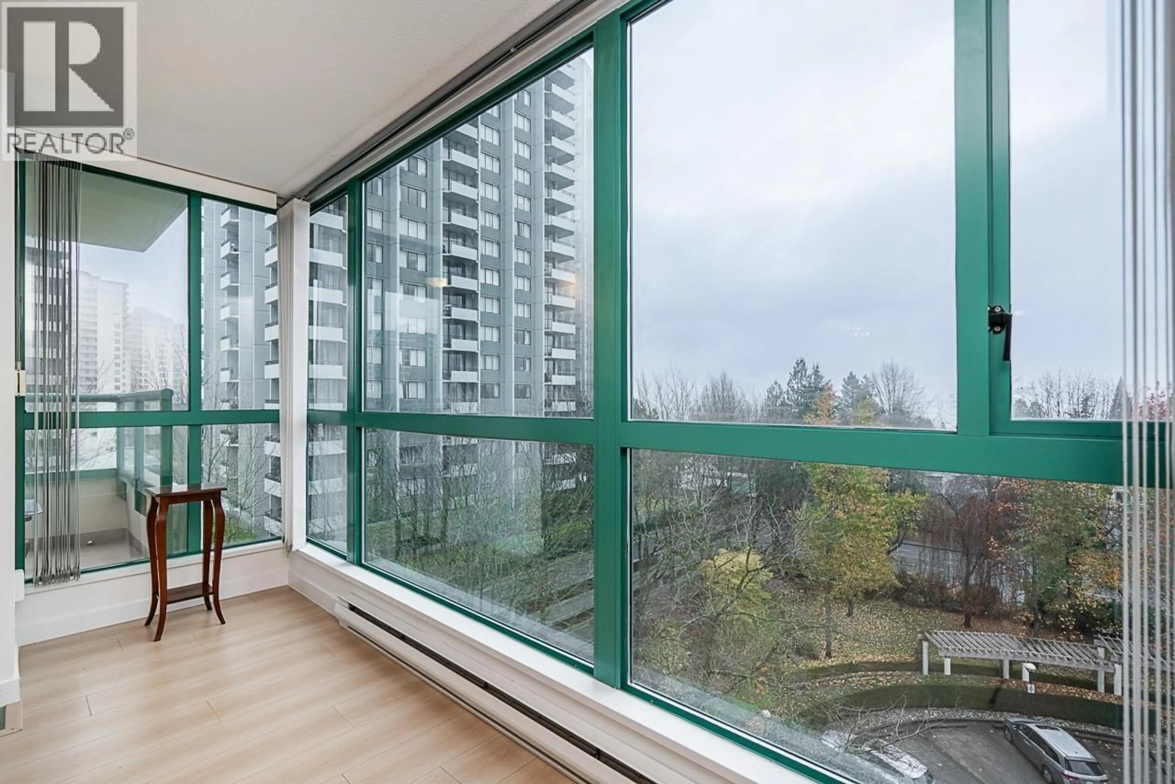 Balcony in the apartment, water/lake/river/ocean view for 607 - 5899 WILSON AVENUE, Burnaby British Columbia V5H4R9