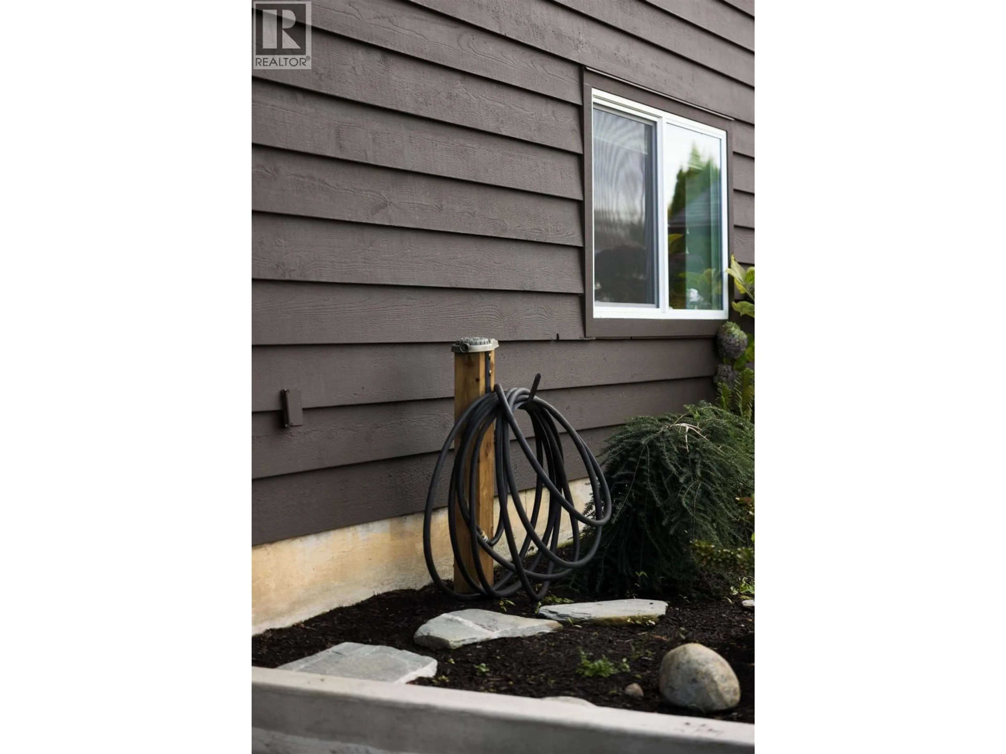 Patio, street for 20898 125 AVENUE, Maple Ridge British Columbia V4R2M7