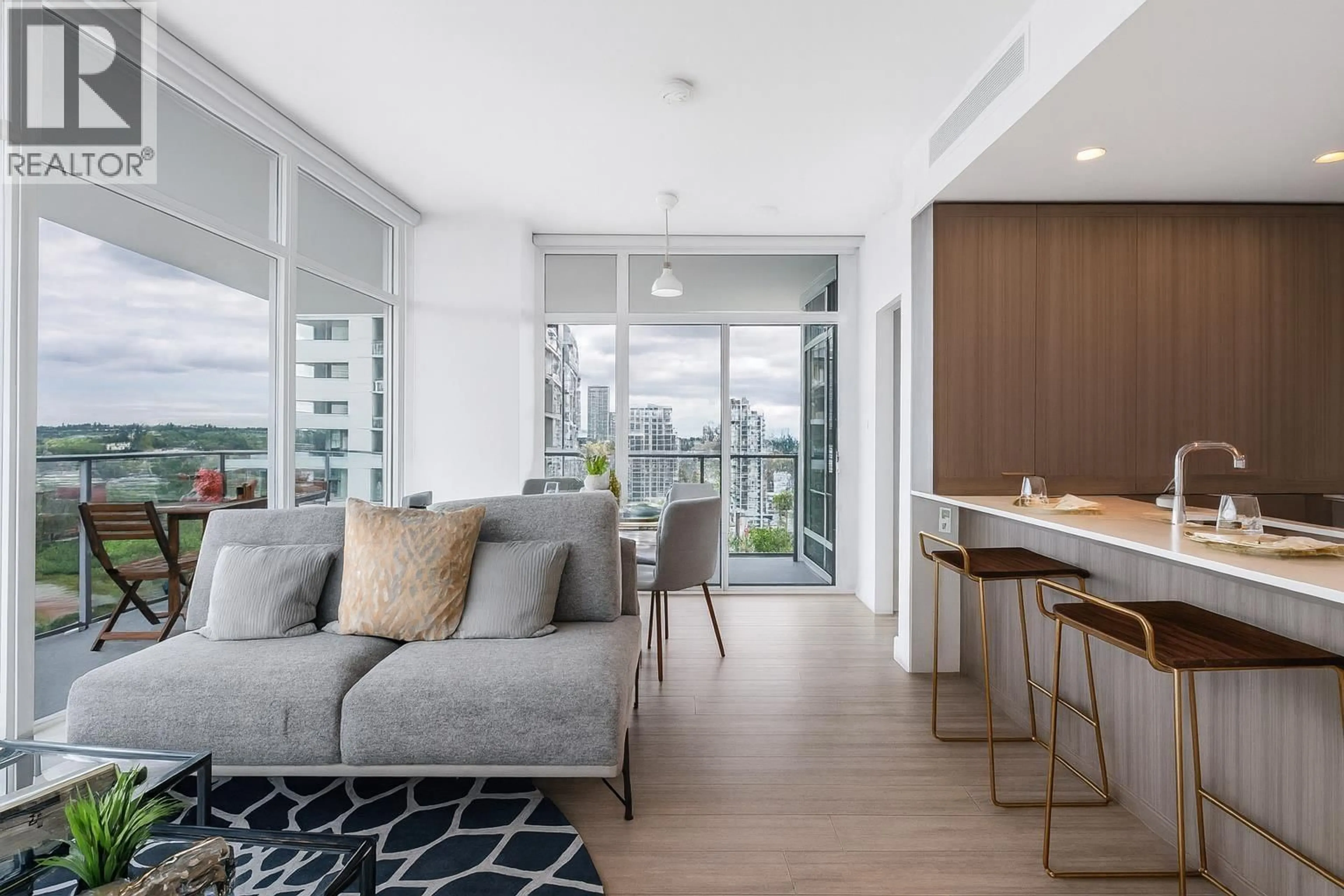 Living room with furniture, unknown for 1901 - 2311 BETA AVENUE, Burnaby British Columbia V5C0M1