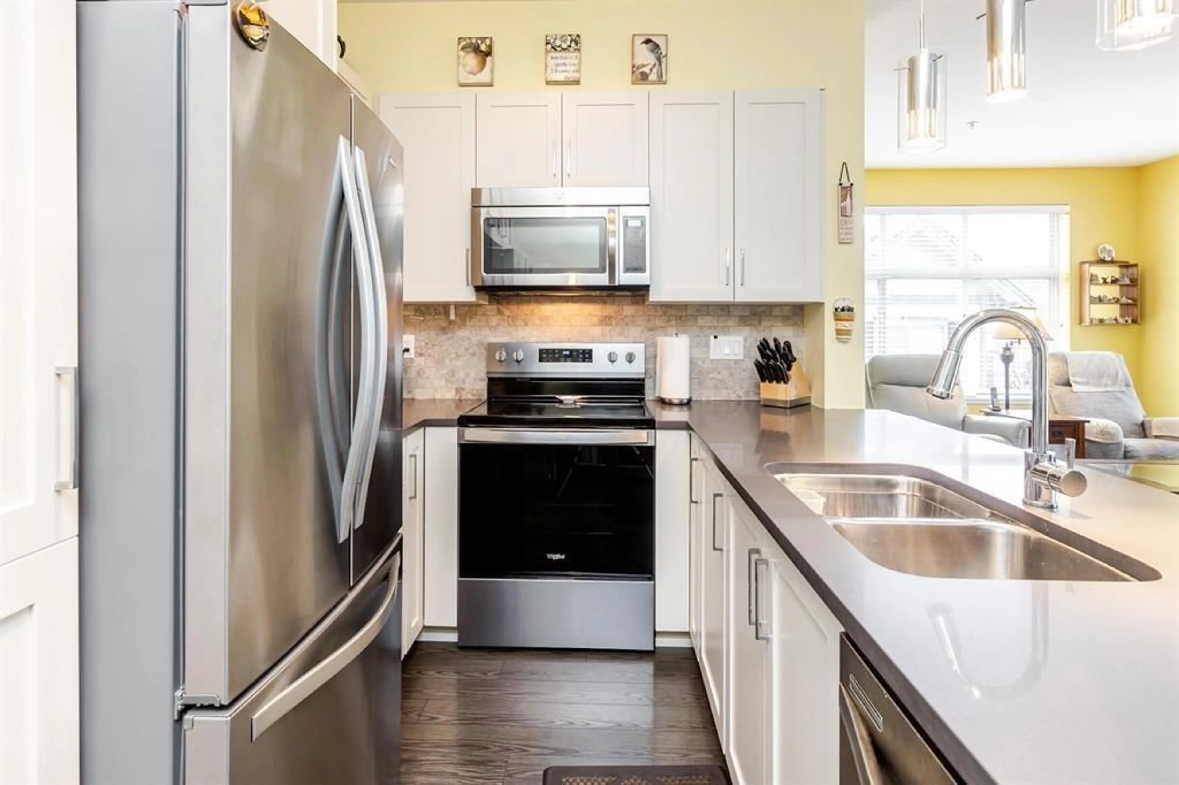 Unknown for 411 - 2855 156, Surrey British Columbia V3Z3Y3