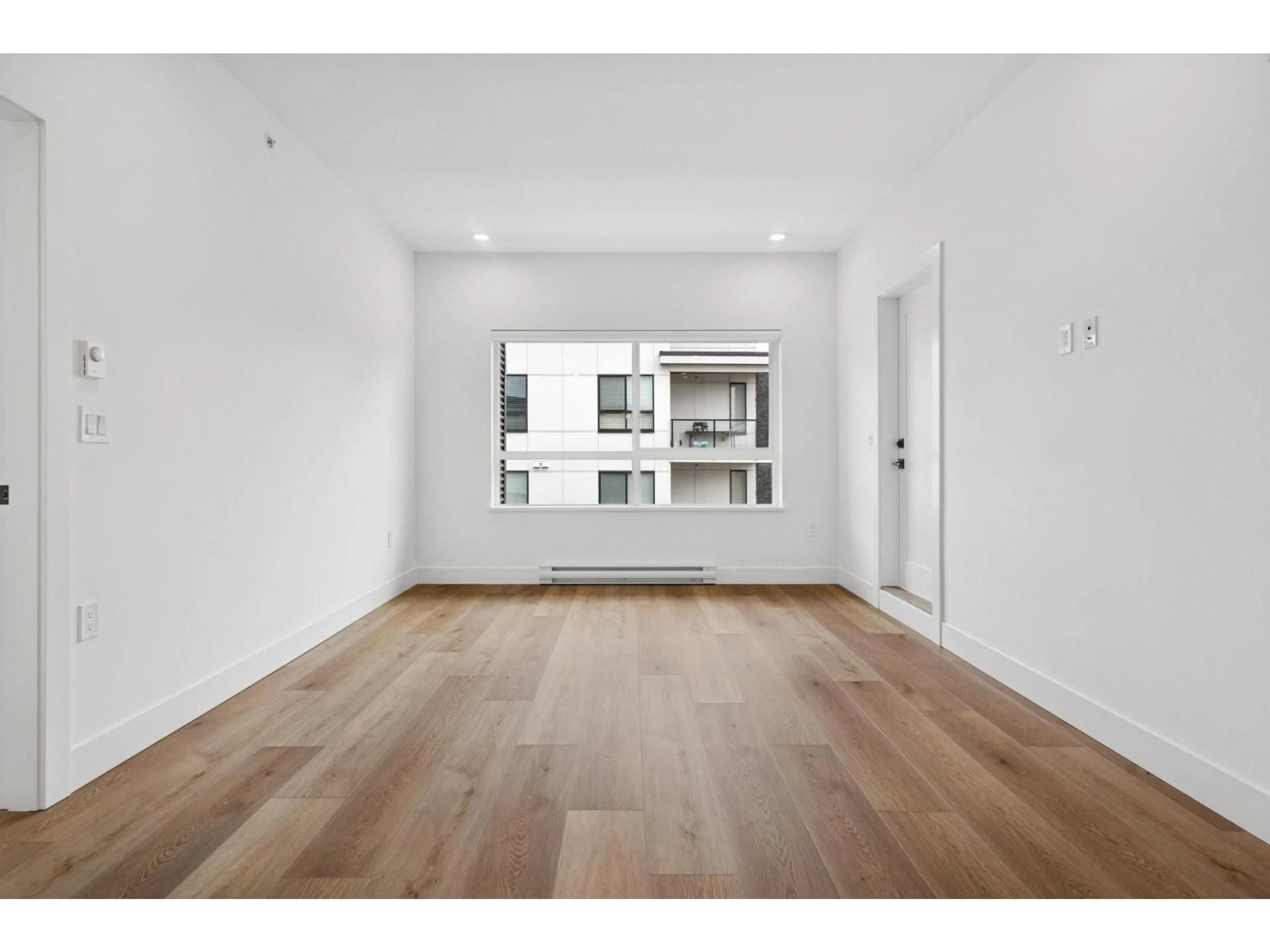 A pic of a room for 208 - 20286 72B, Langdale British Columbia V2Y1T2