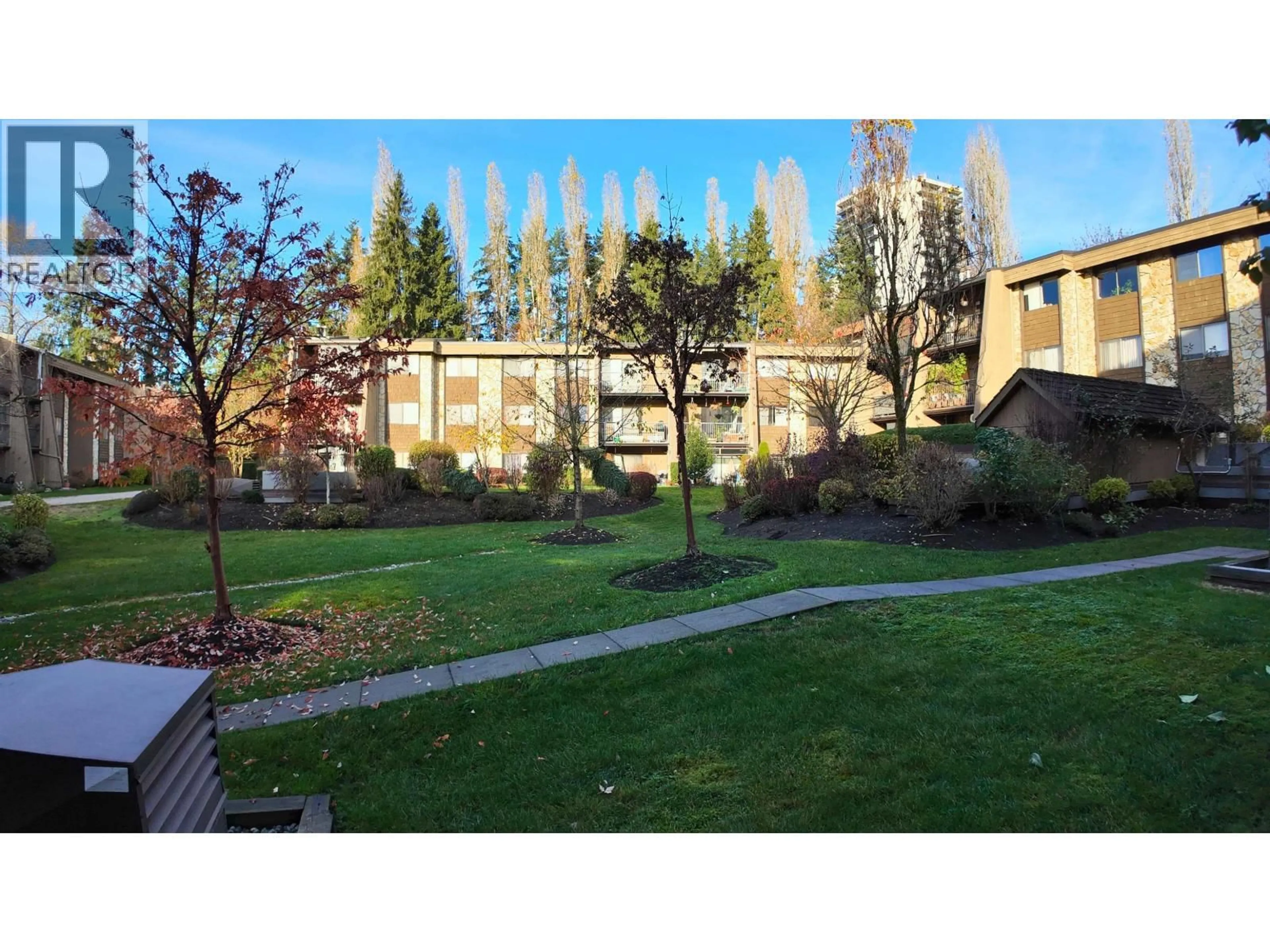 A pic from outside/outdoor area/front of a property/back of a property/a pic from drone, street for 309 - 9101 HORNE STREET, Burnaby British Columbia V3N4M3