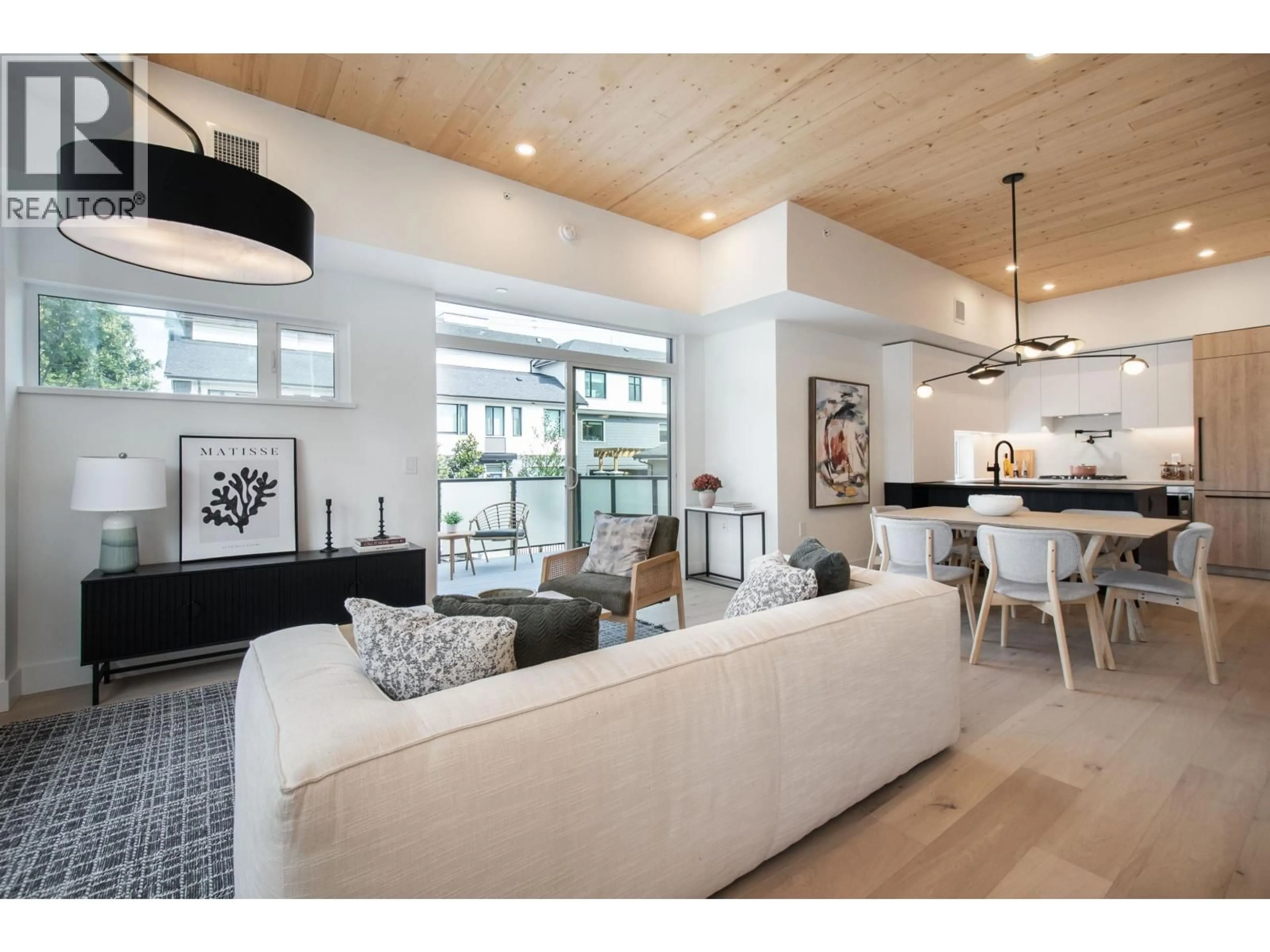 Open concept kitchen, unknown for 4150 COLUMBIA STREET, Vancouver British Columbia V5Y2J6