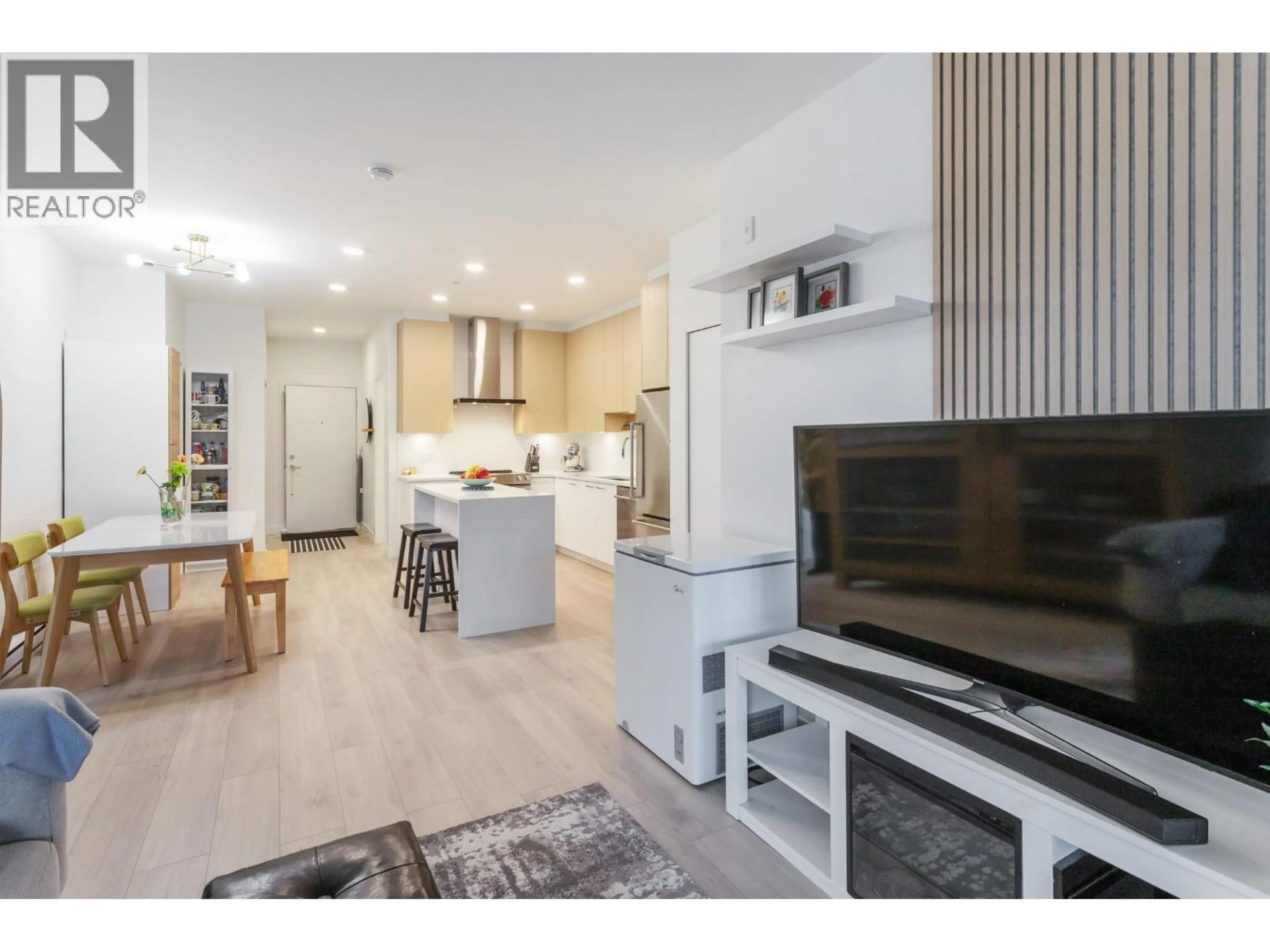 Open concept kitchen, wood/laminate floor for 306 - 7588 16TH STREET, Burnaby British Columbia V3N0H8