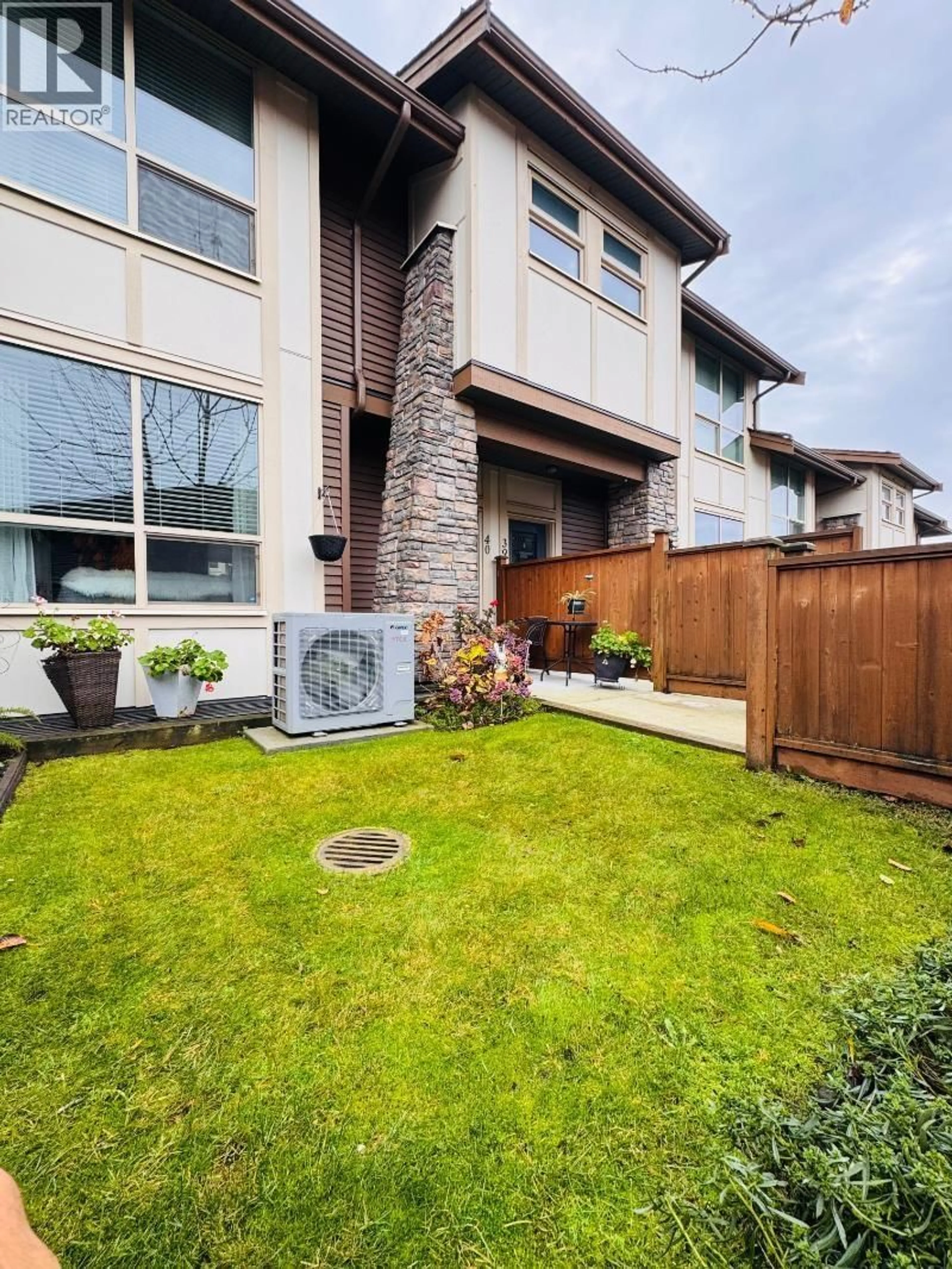 Patio, street for 40 - 10480 248 STREET, Maple Ridge British Columbia V2W0J4