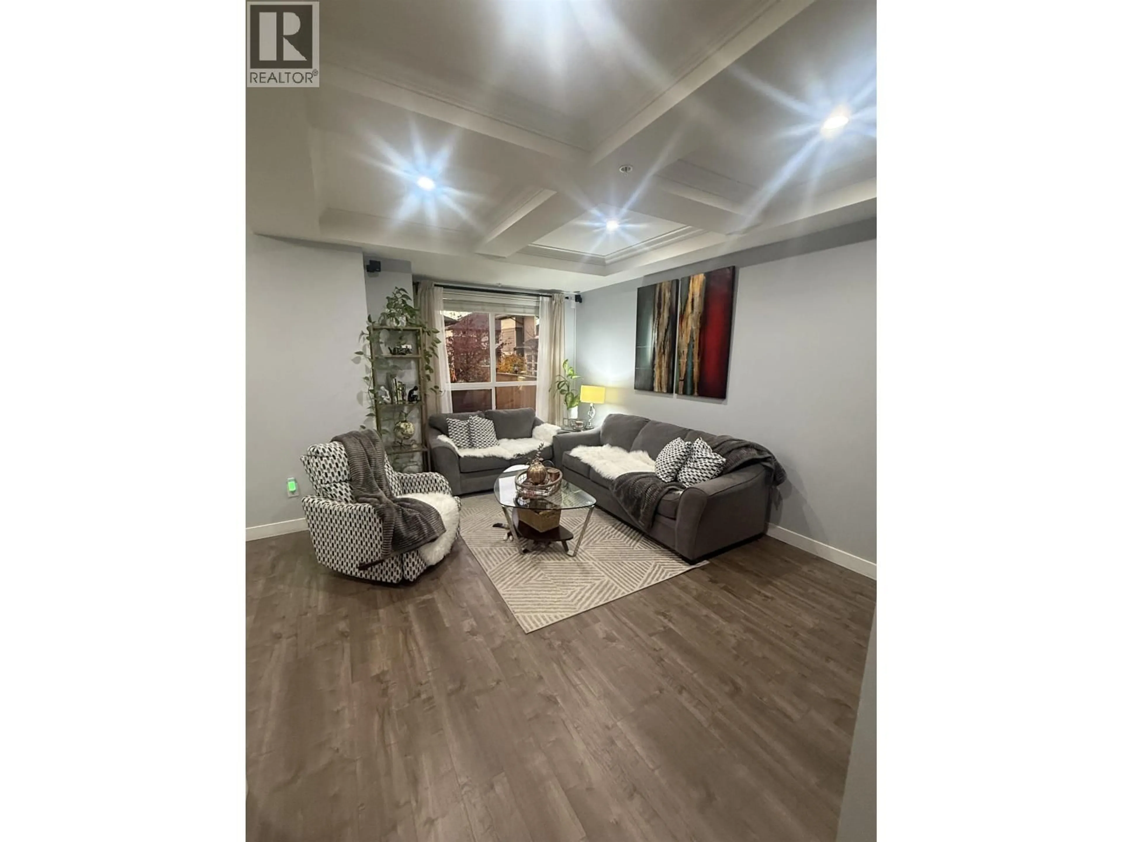 Living room with furniture, wood/laminate floor for 40 - 10480 248 STREET, Maple Ridge British Columbia V2W0J4