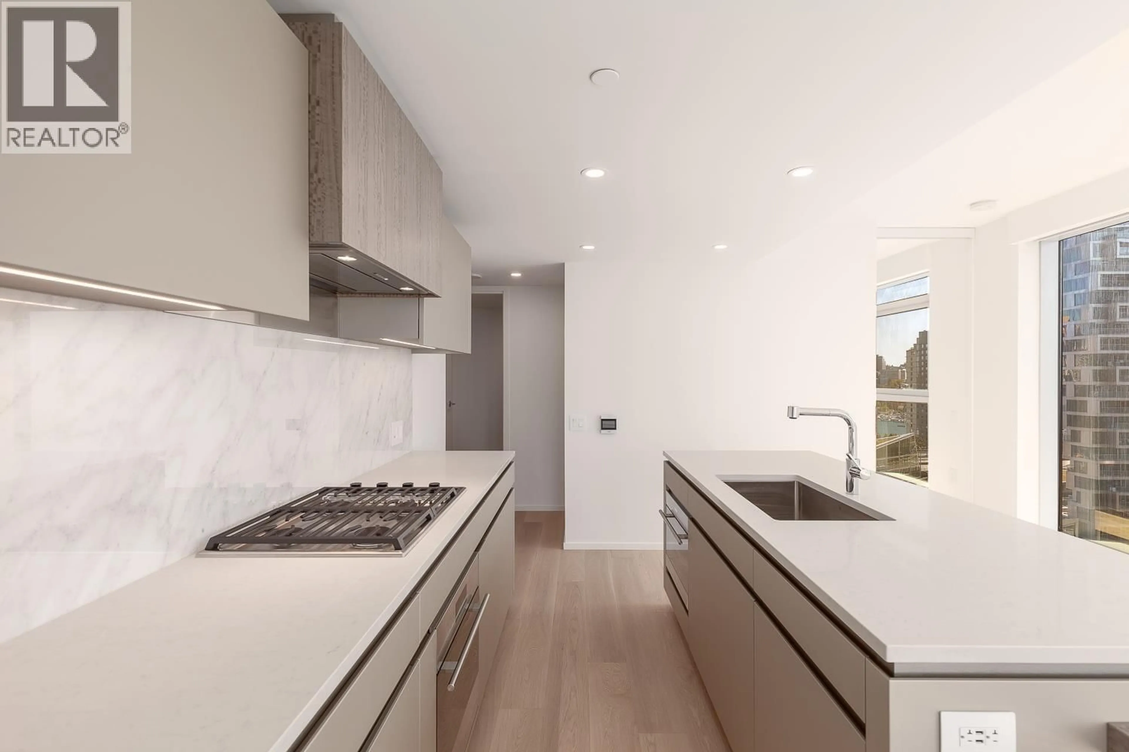 Contemporary kitchen, unknown for 1403 - 889 PACIFIC STREET, Vancouver British Columbia V6Z1C3