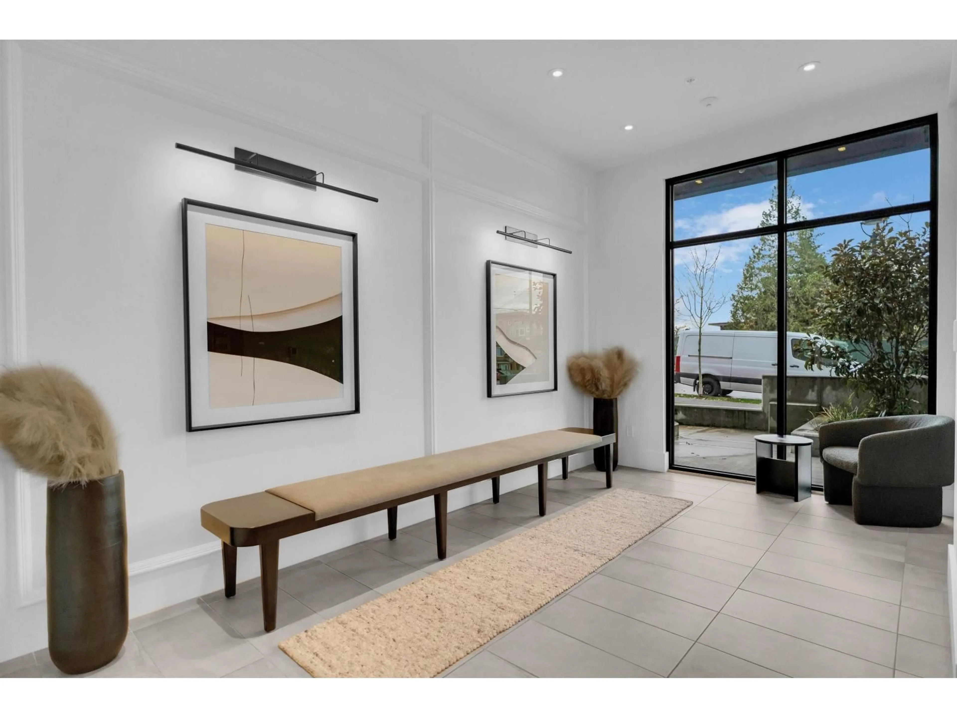 Indoor entryway for 202 - 13929 105 BOULEVARD, Surrey British Columbia V3T0R5