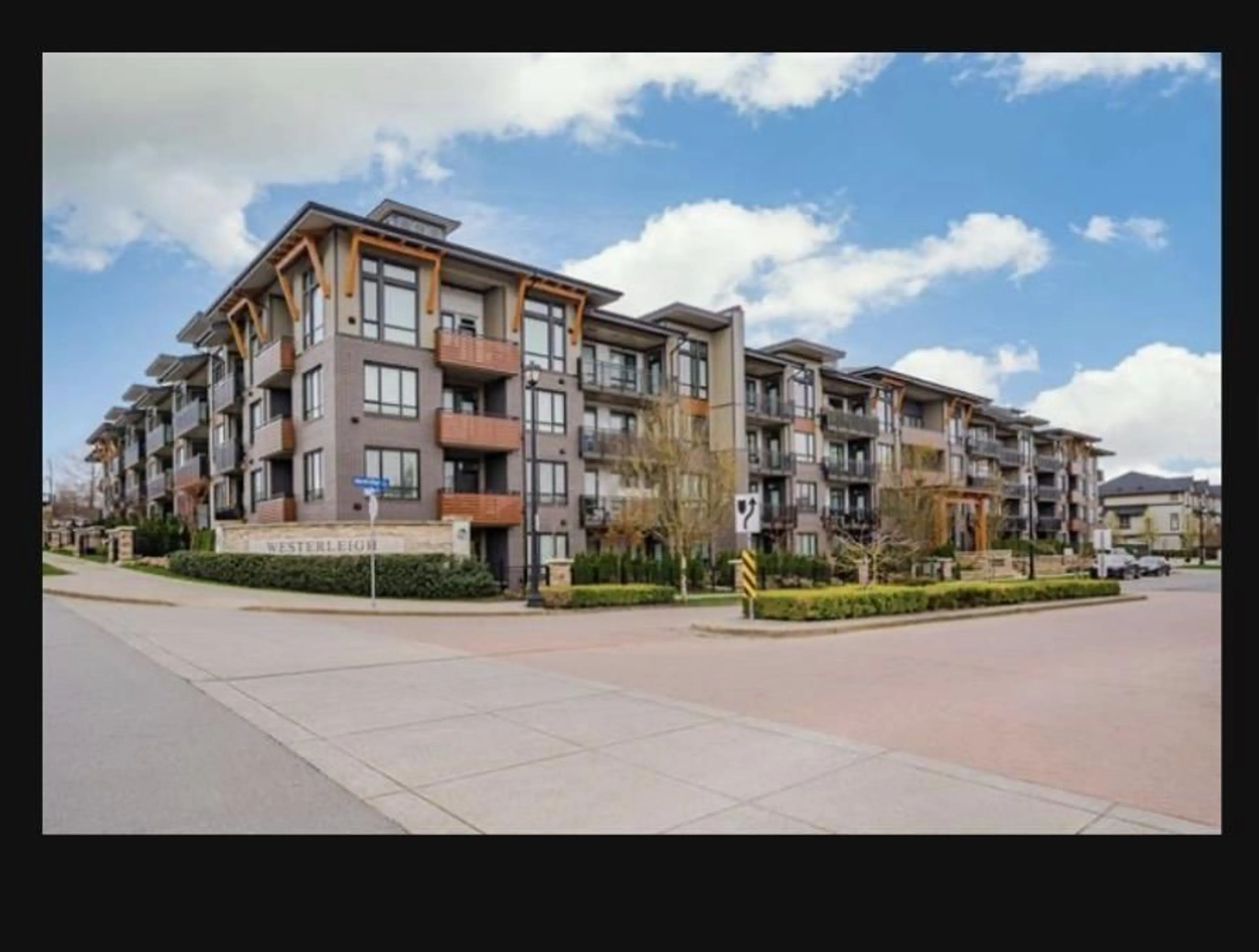 A pic from outside/outdoor area/front of a property/back of a property/a pic from drone, unknown for 403 - 31158 WESTRIDGE PLACE, Abbotsford British Columbia V2T0K5