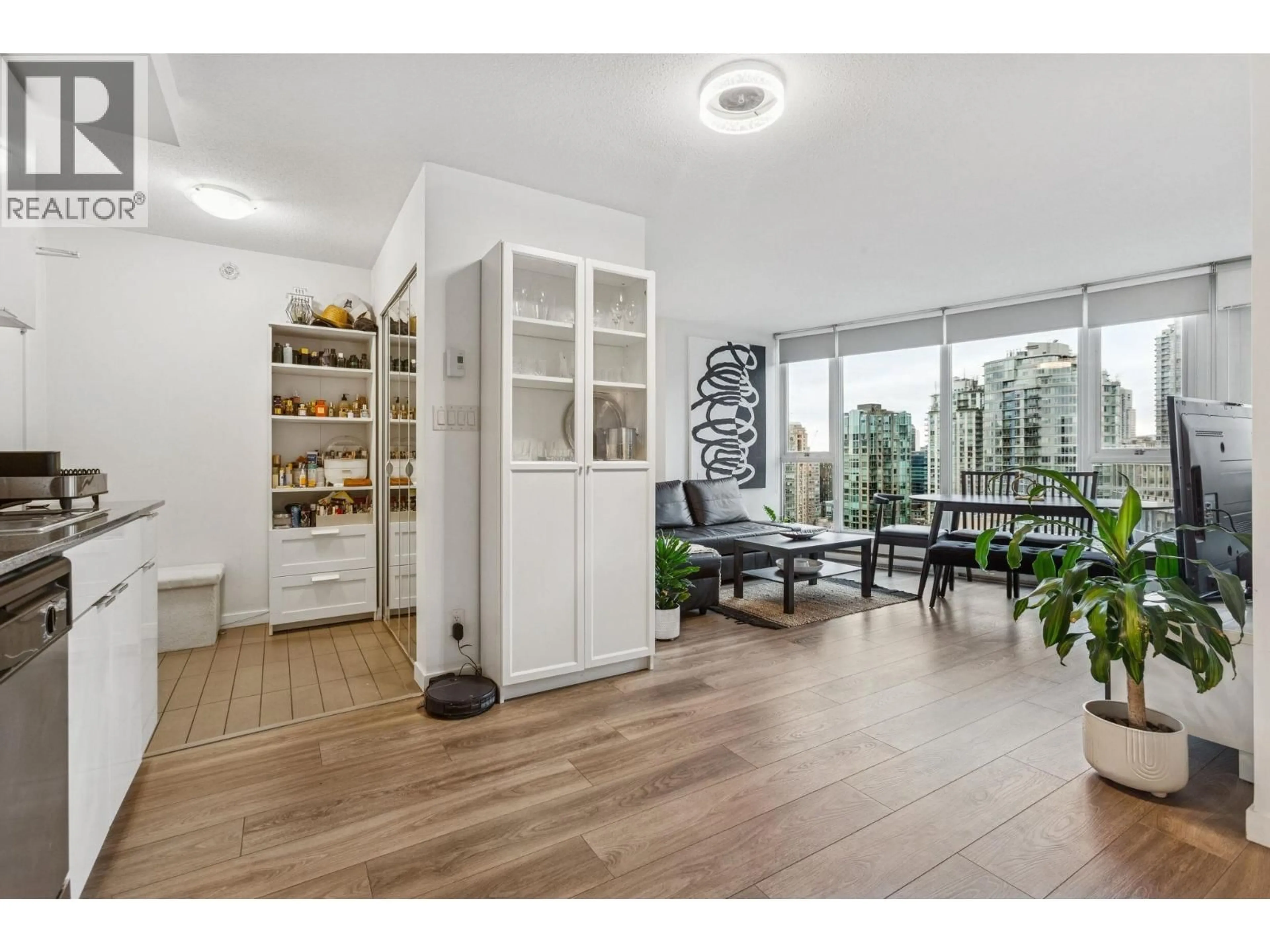 Unknown for 2810 - 233 ROBSON STREET, Vancouver British Columbia V6B2M1