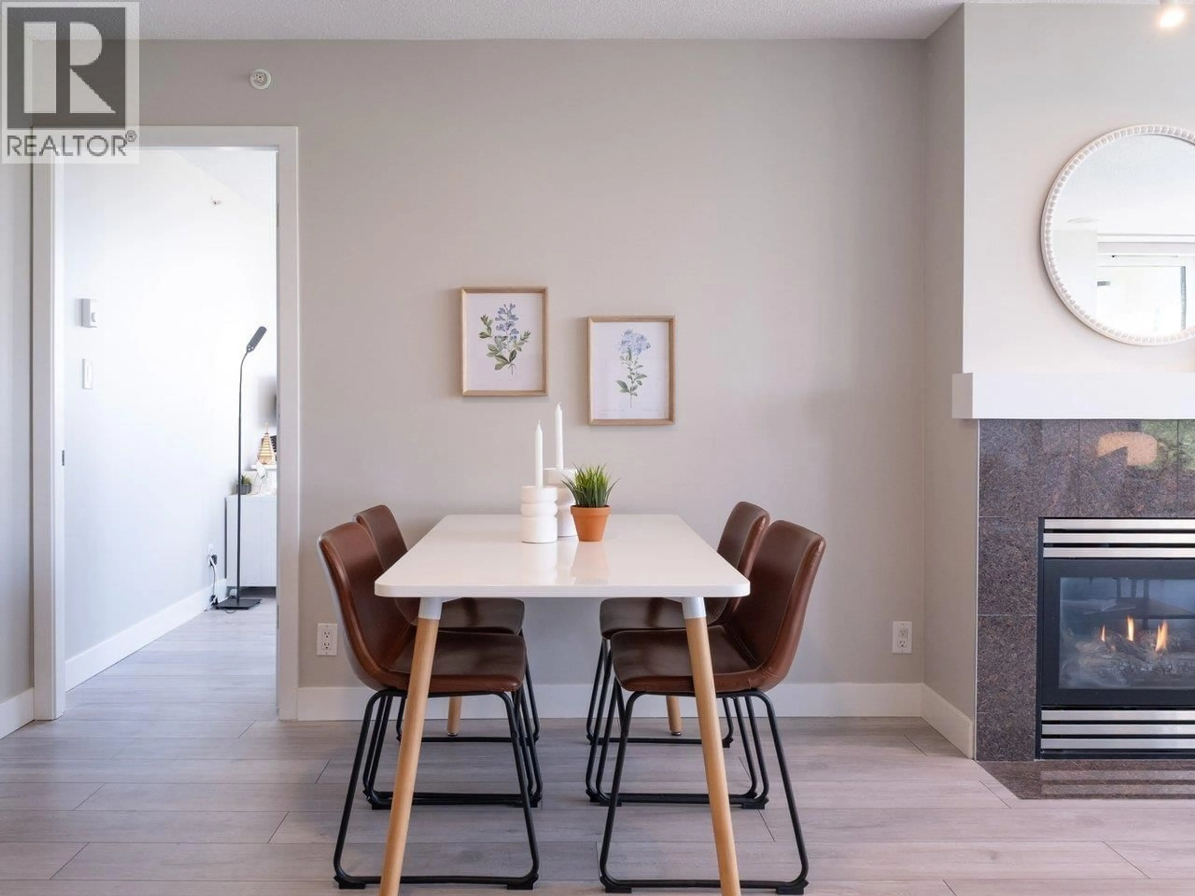 Dining room, unknown for 1005 - 2088 MADISON AVENUE, Burnaby British Columbia V5C6T5