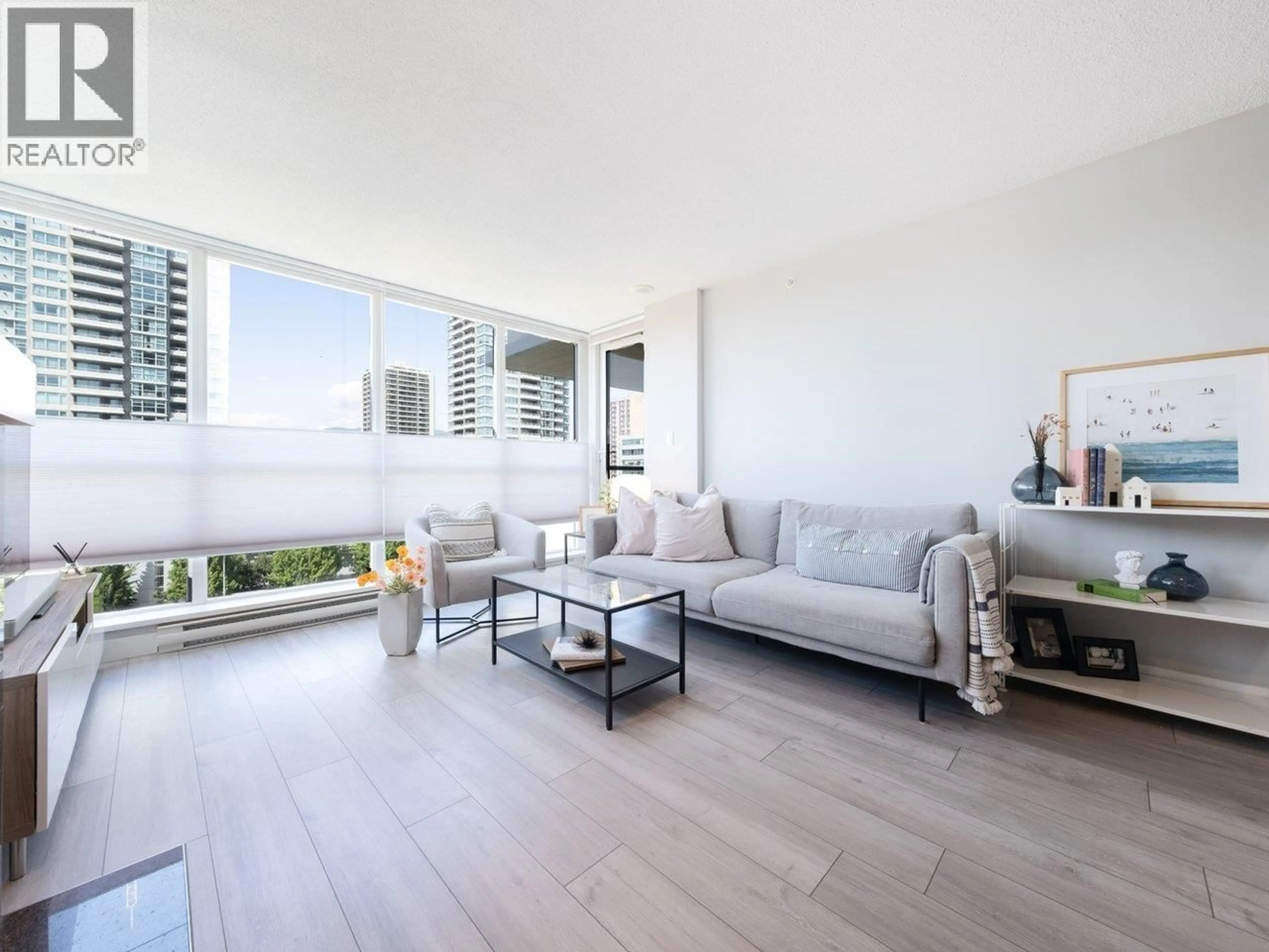 Living room with furniture, unknown for 1005 - 2088 MADISON AVENUE, Burnaby British Columbia V5C6T5