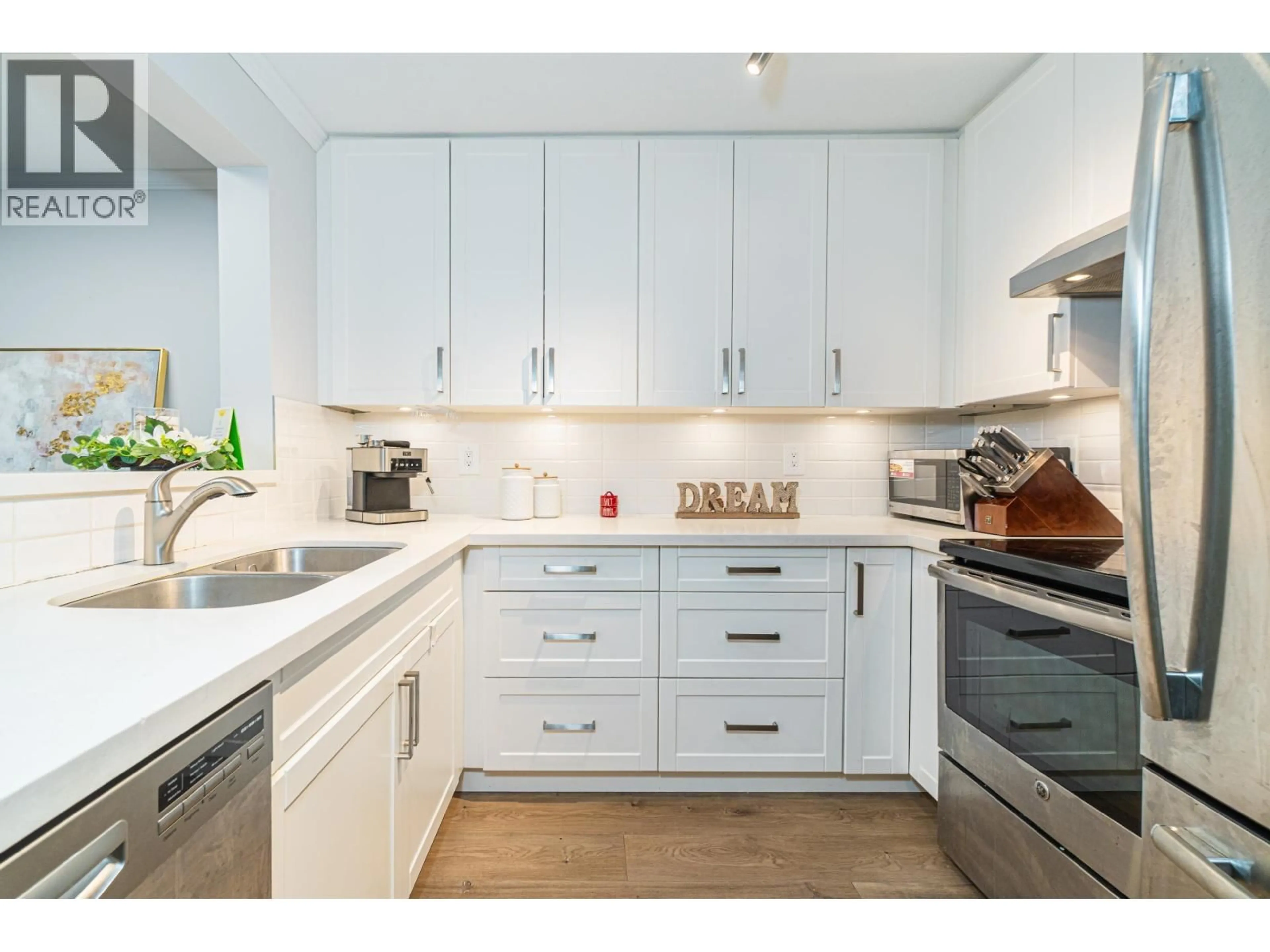 Unknown for 106 - 2344 ATKINS AVENUE, Port Coquitlam British Columbia V3C1Y8