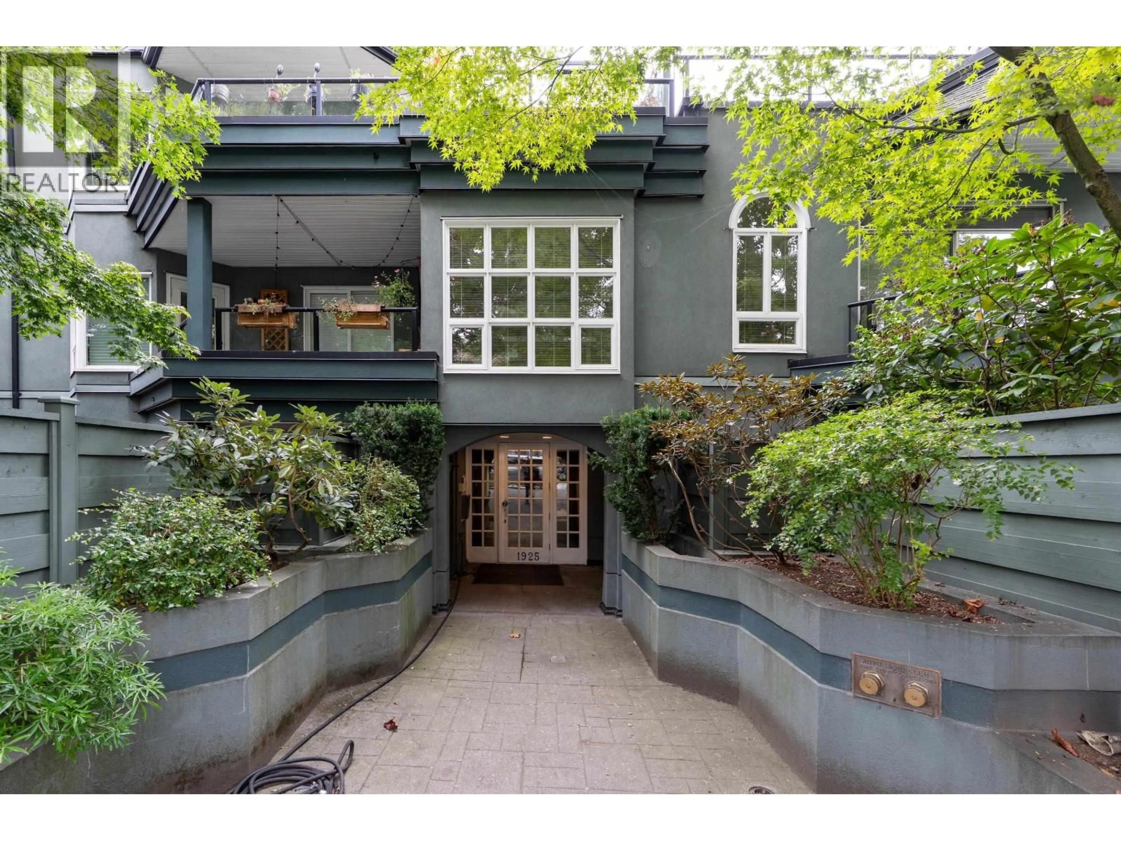 Unknown for 109 - 1925 2ND AVENUE, Vancouver British Columbia V6J1J2