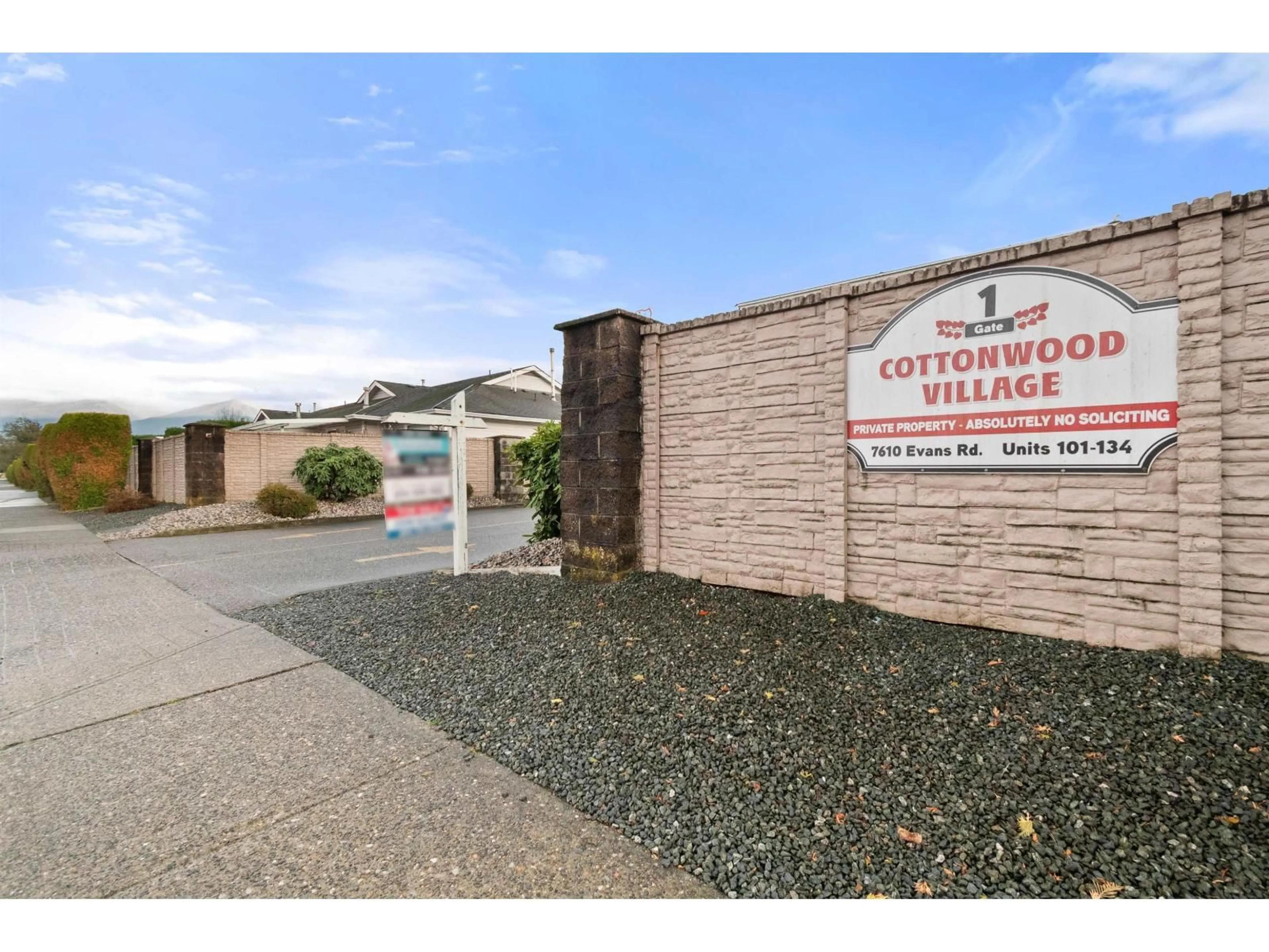 Unknown for 121 - 7610 EVANS, ROAD, Chilliwack British Columbia V2R2X9