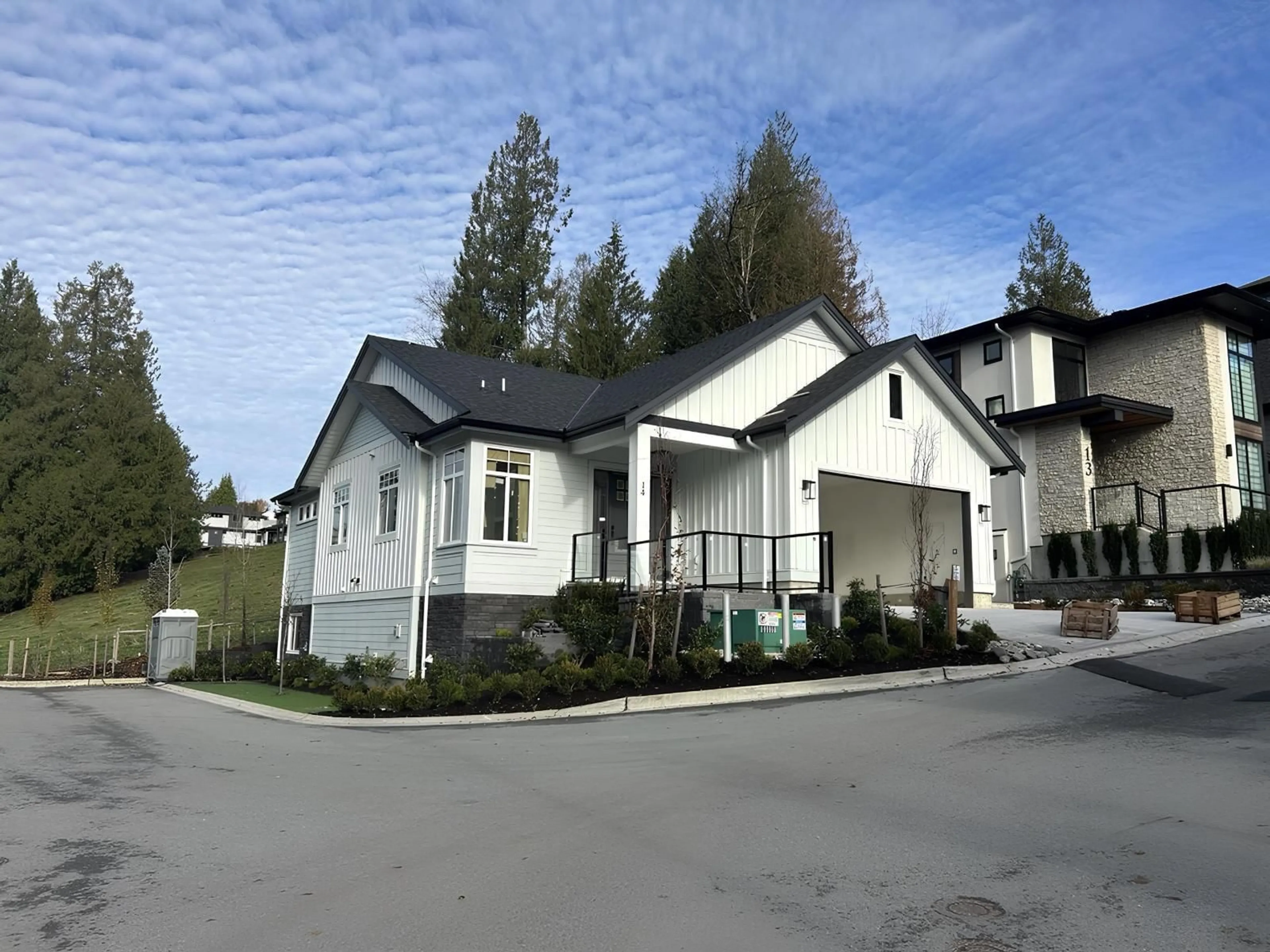 Unknown for 14 - 4217 OLD CLAYBURN, Abbotsford British Columbia V3G1L5