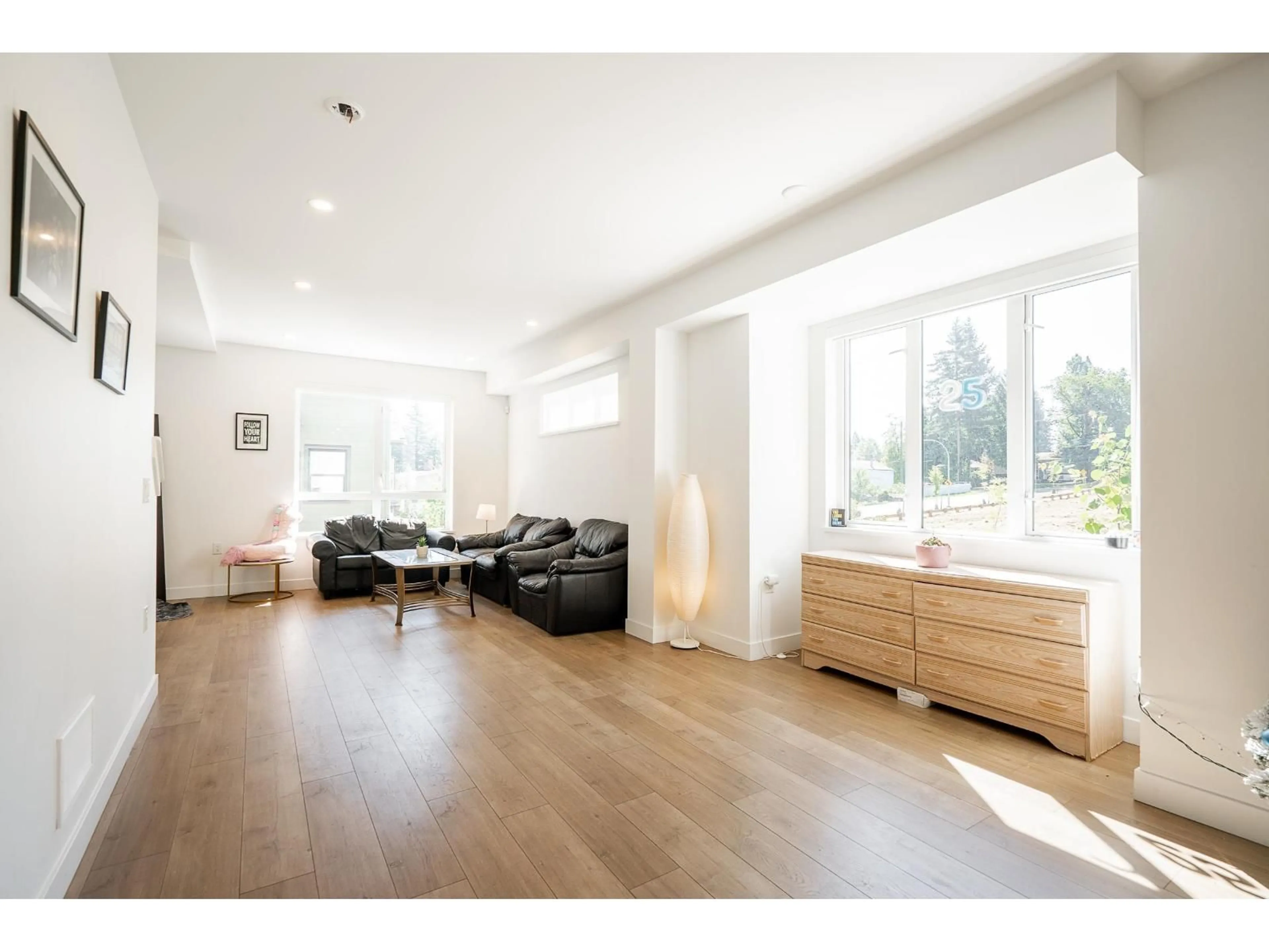 Unknown for 7 - 10527 155 STREET, Surrey British Columbia V3R0S1