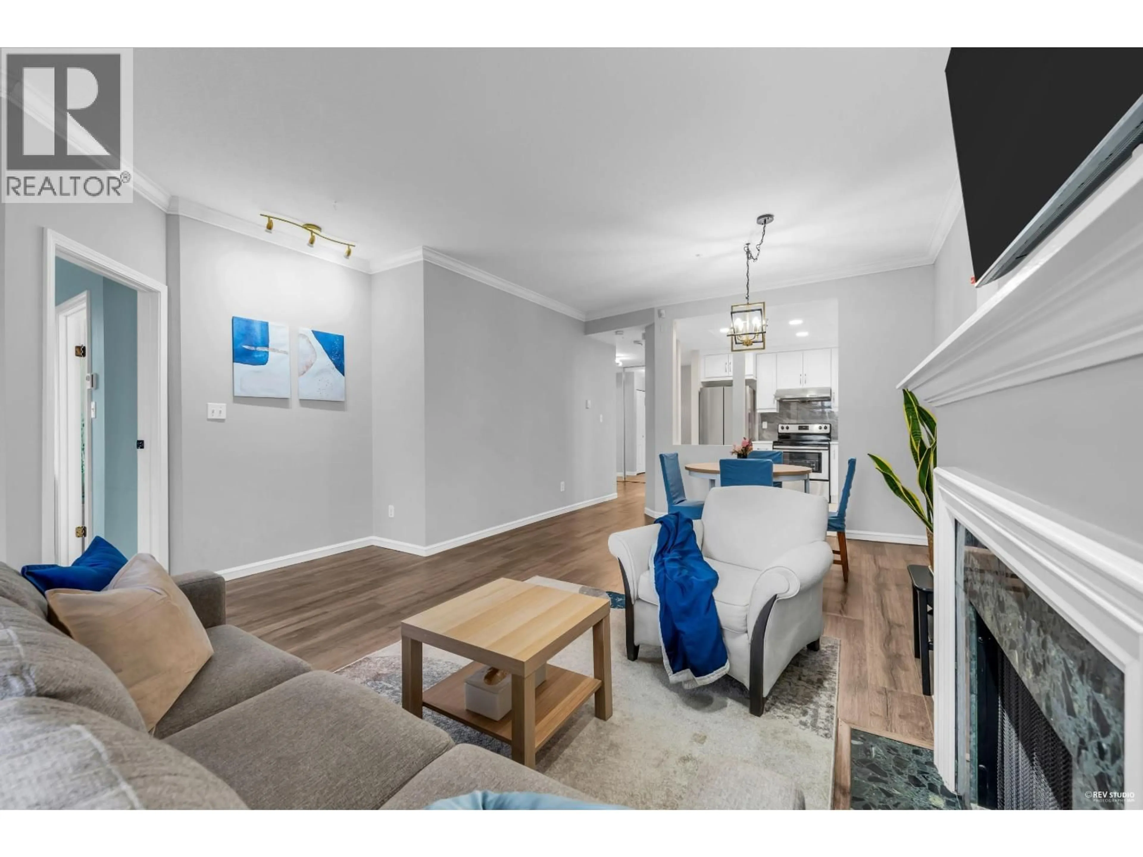 Living room with furniture, unknown for 217 - 7633 ST. ALBANS ROAD, Richmond British Columbia V6Y3W7