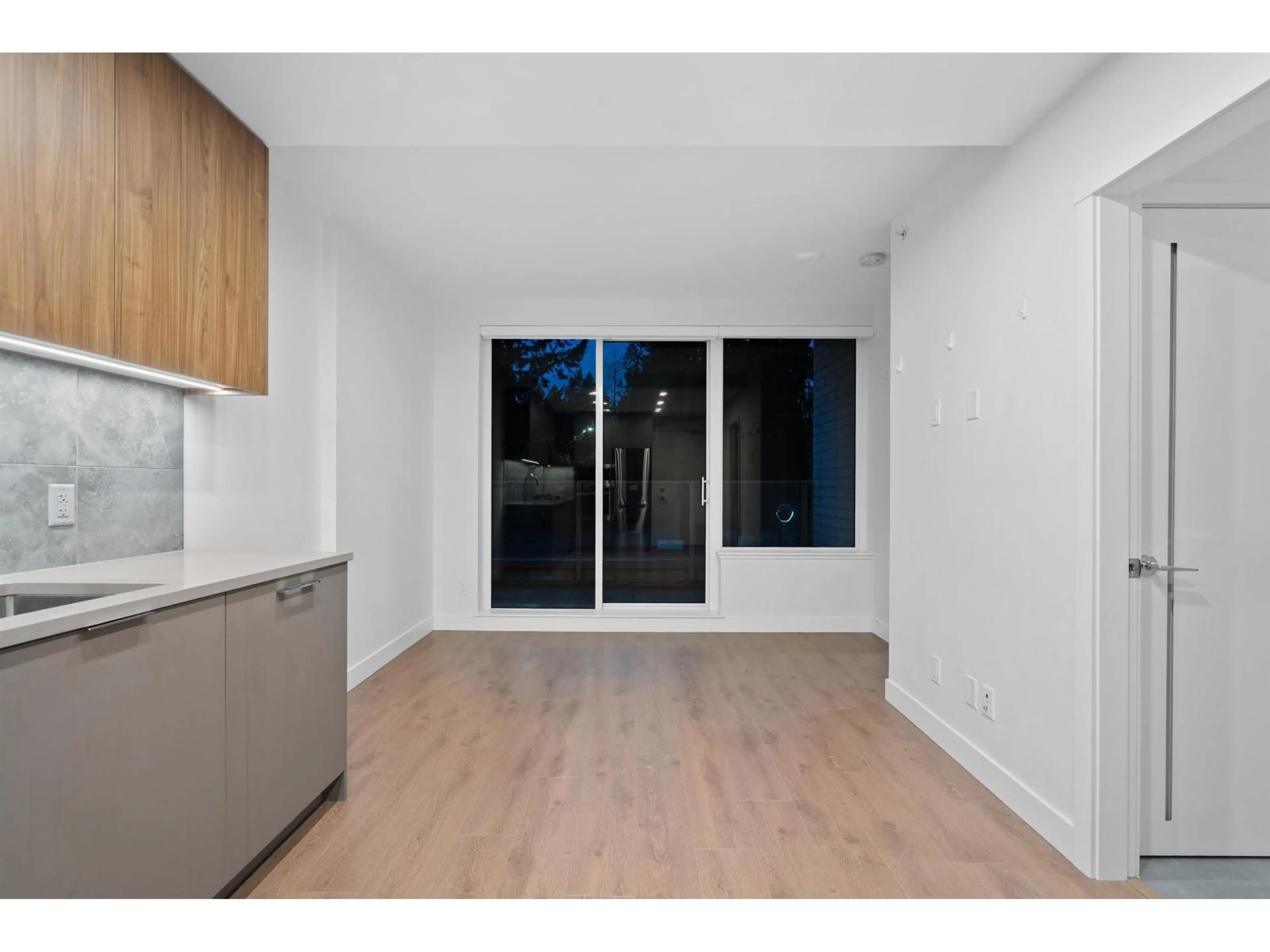 A pic of a room for 206 - 13359 OLD YALE, Surrey British Columbia V3T0S4