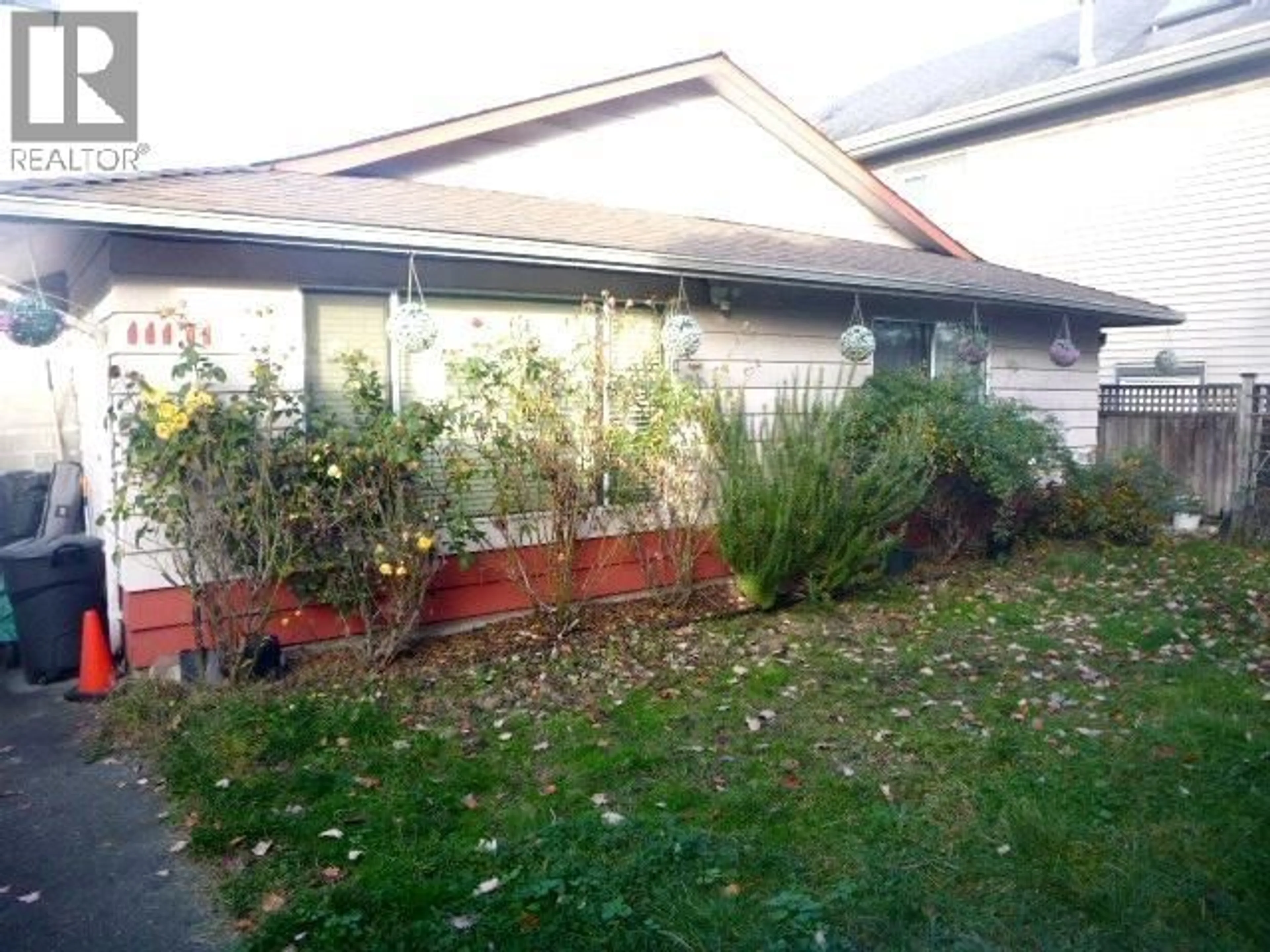 Patio, street for 11171 STEVESTON HIGHWAY, Richmond British Columbia V7A1N7