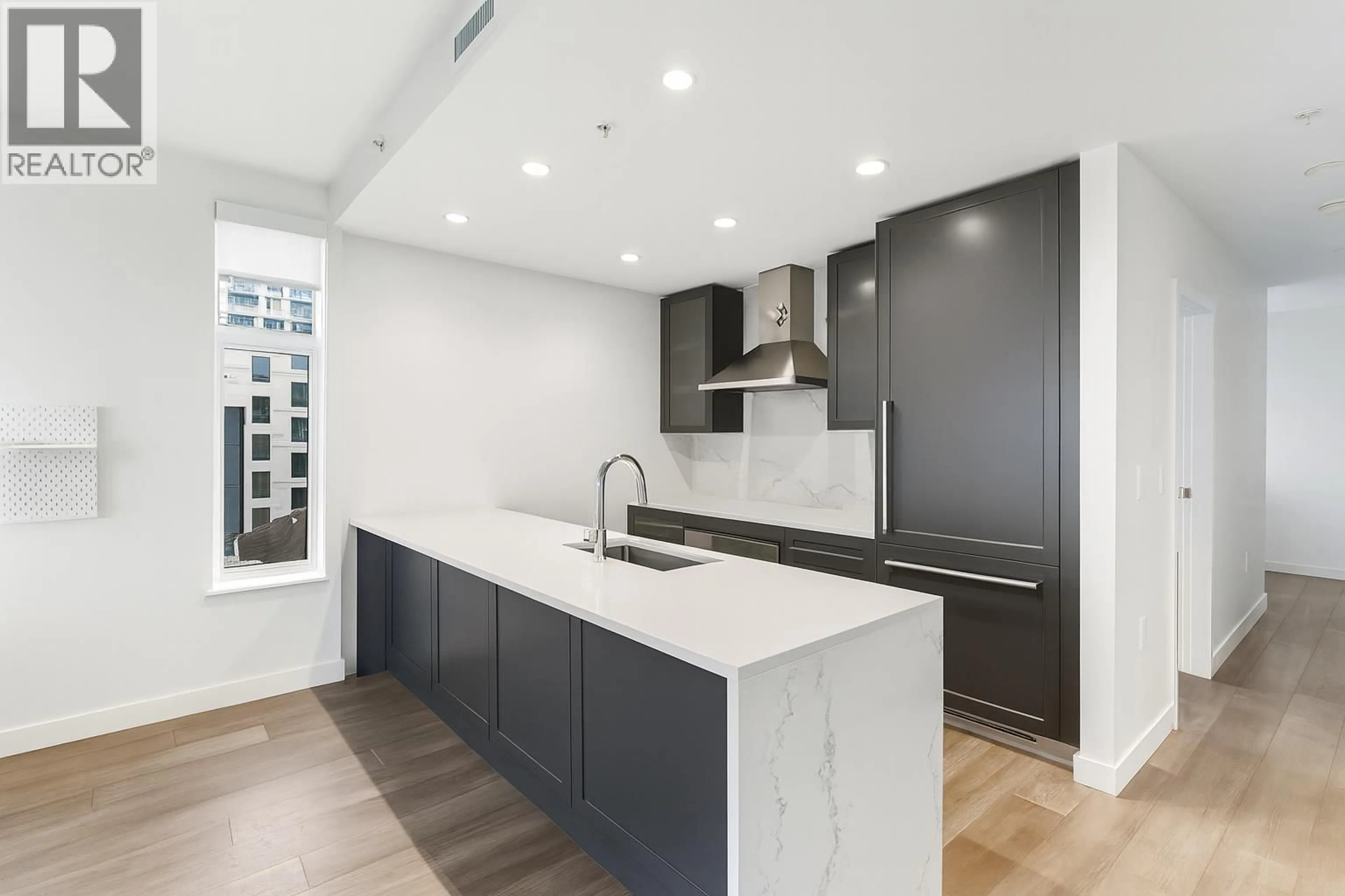 Contemporary kitchen, unknown for 403 - 5733 ALBERTA STREET, Vancouver British Columbia V5Y0M3