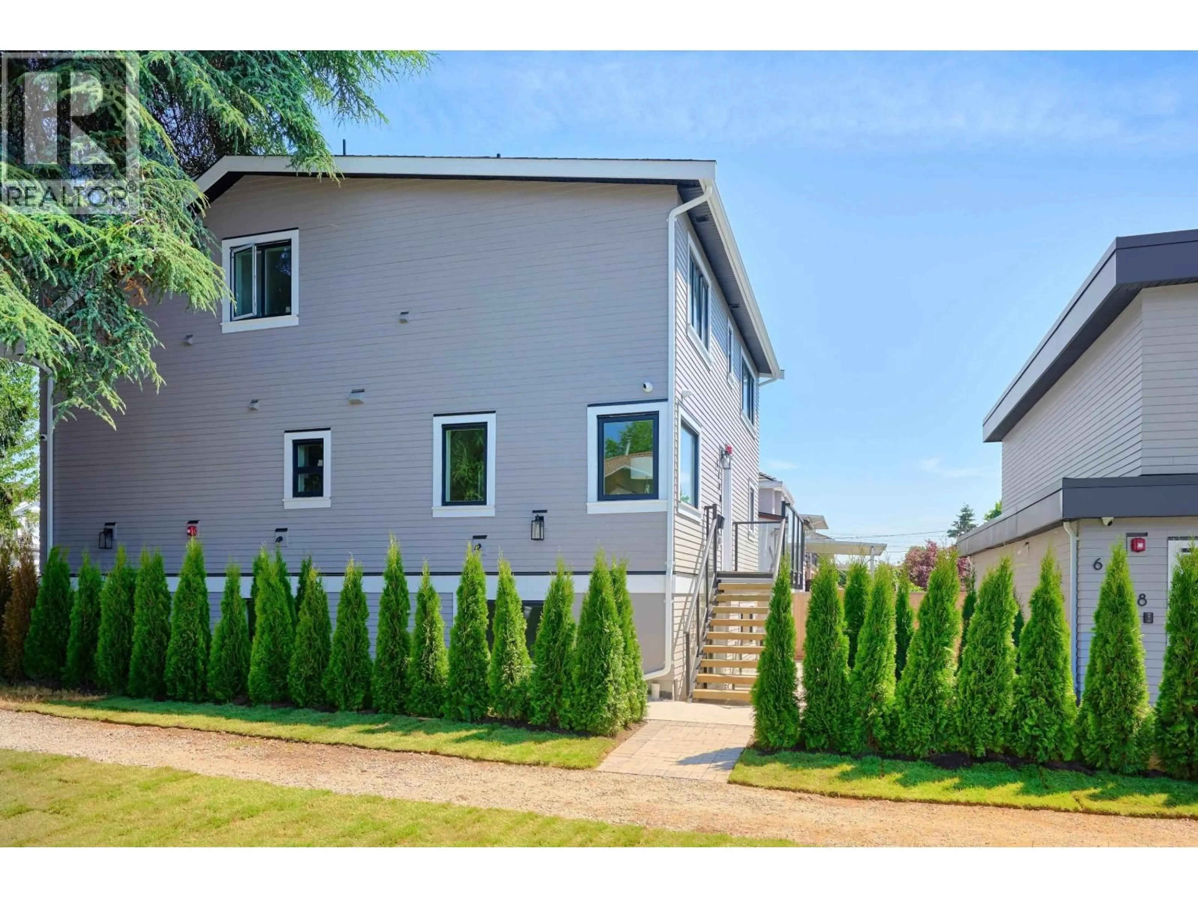 Home with vinyl exterior material, street for 810 51ST AVENUE, Vancouver British Columbia V5X1E5