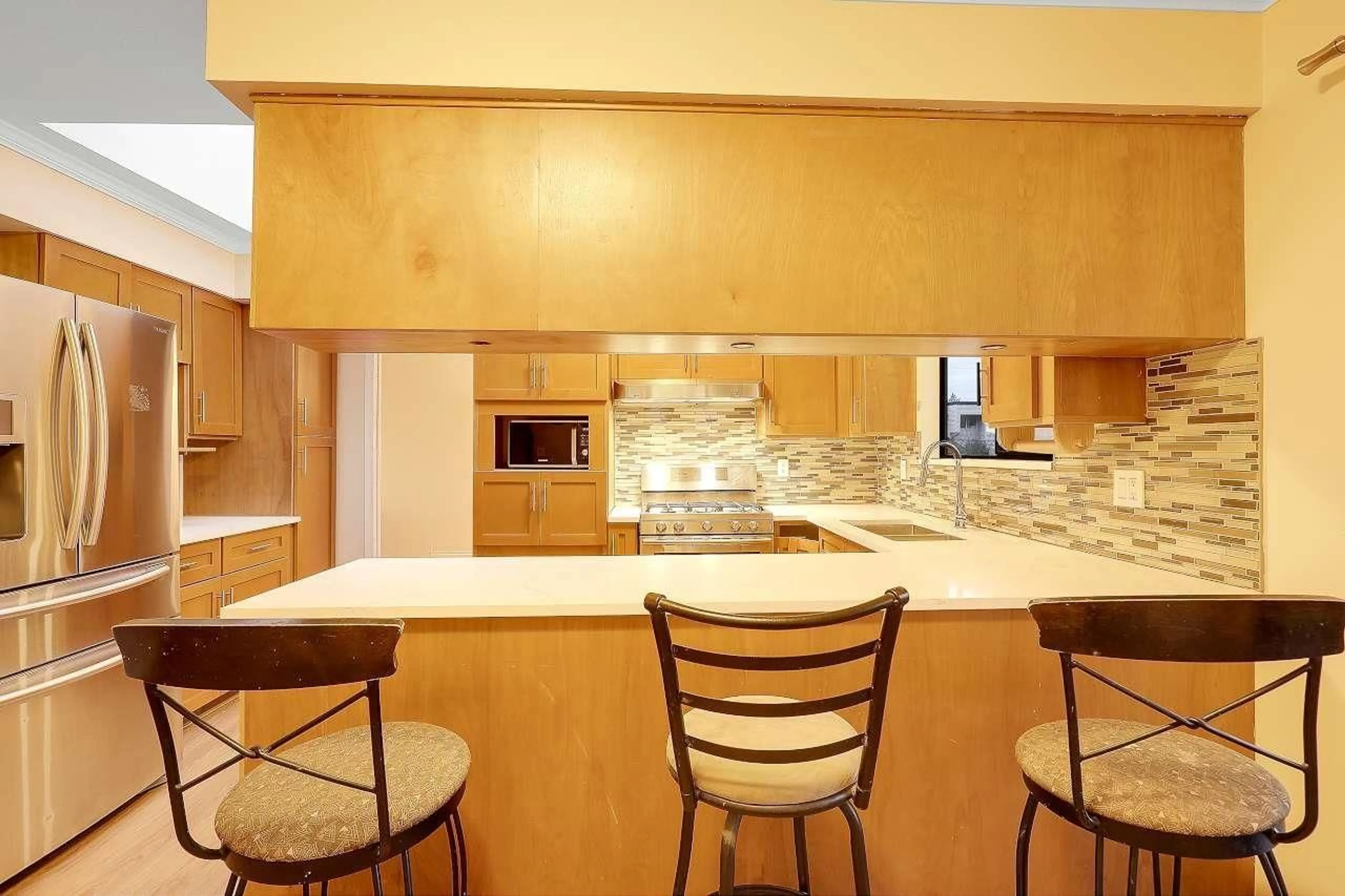 Contemporary kitchen, ceramic/tile floor for 11685 95A, Delta British Columbia V4C7A9