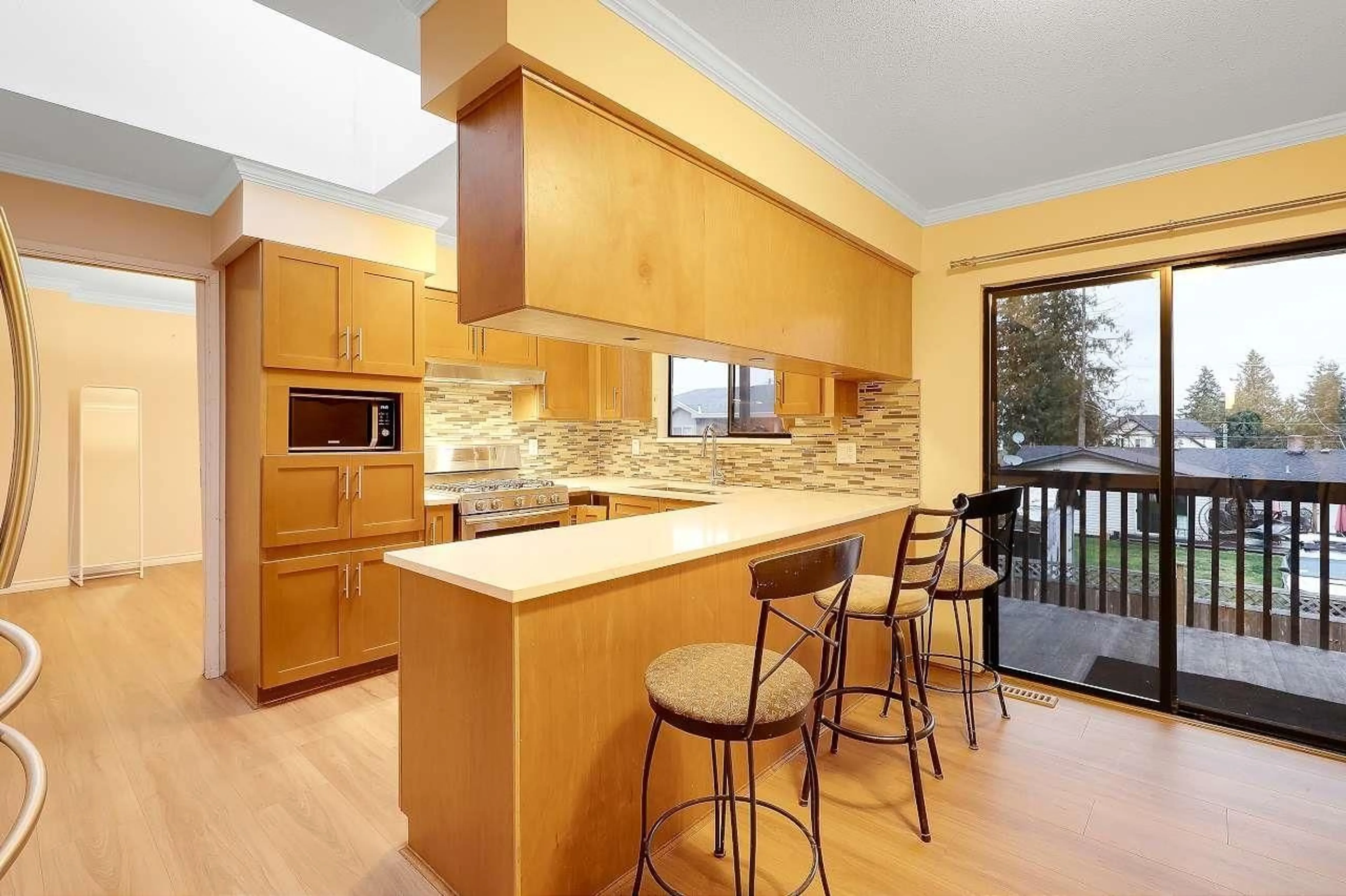 Open concept kitchen, unknown for 11685 95A, Delta British Columbia V4C7A9