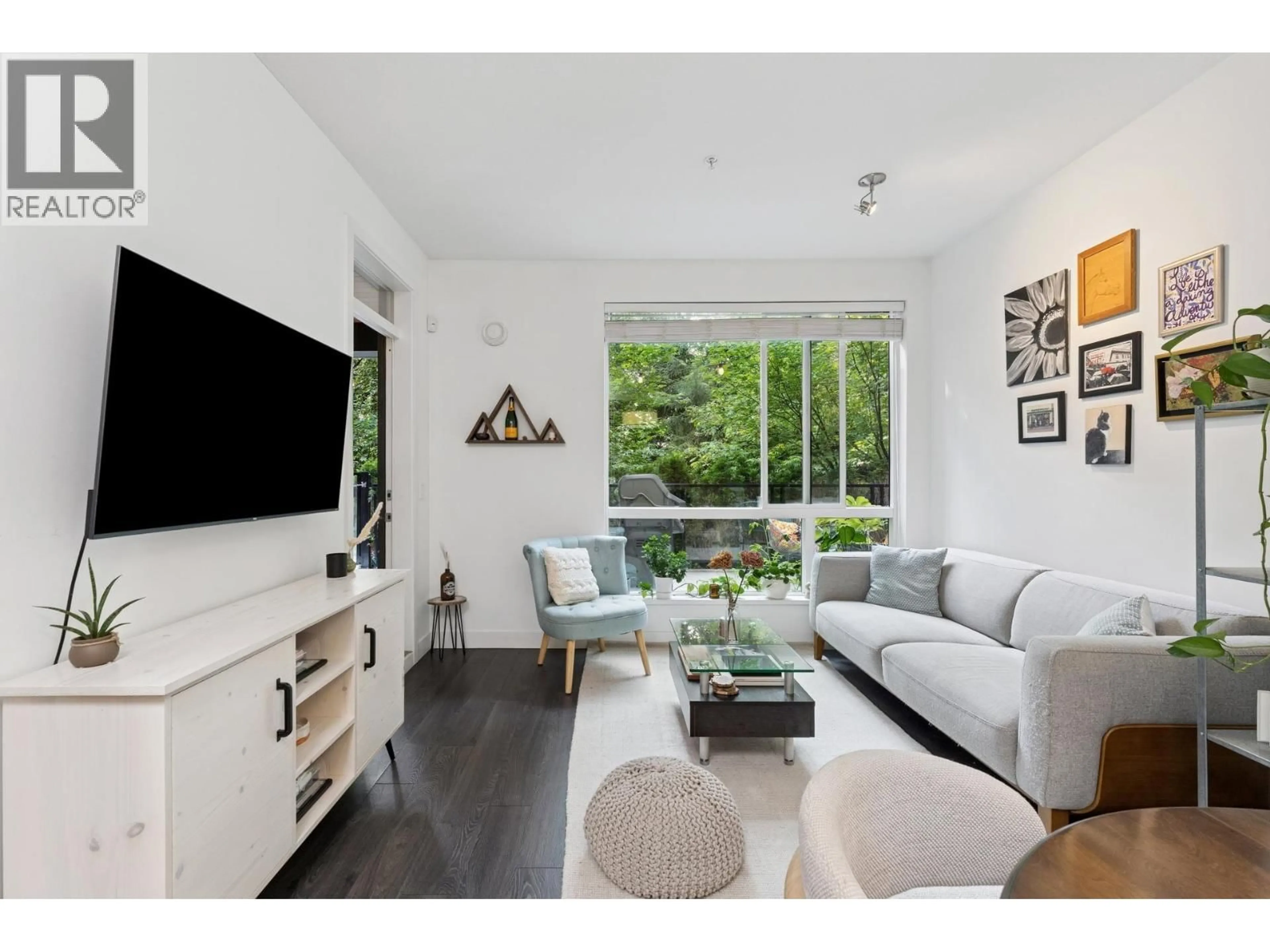 Living room with furniture, unknown for 123 - 723 3RD STREET, North Vancouver British Columbia V7M0E4