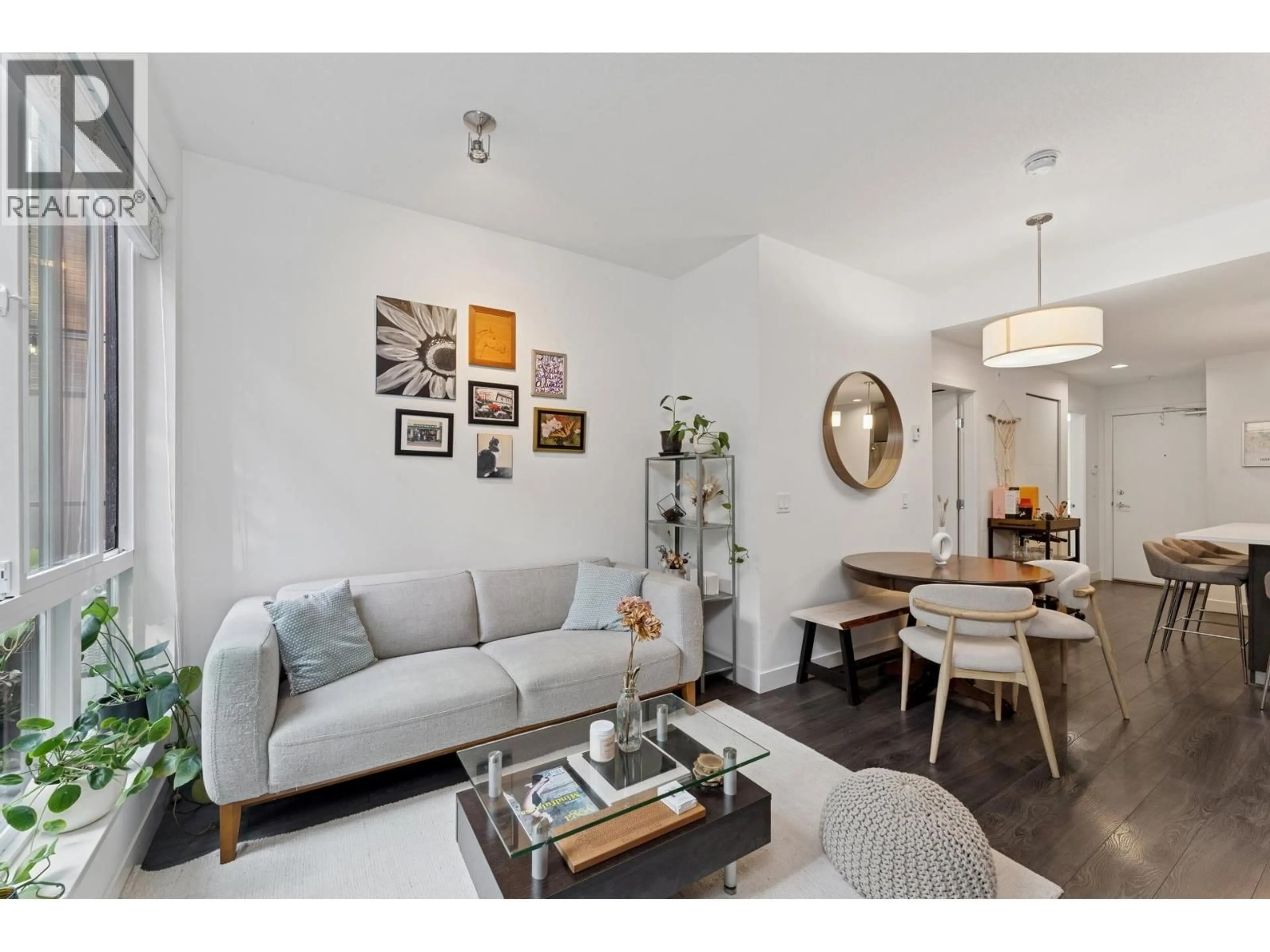 Living room with furniture, unknown for 123 - 723 3RD STREET, North Vancouver British Columbia V7M0E4