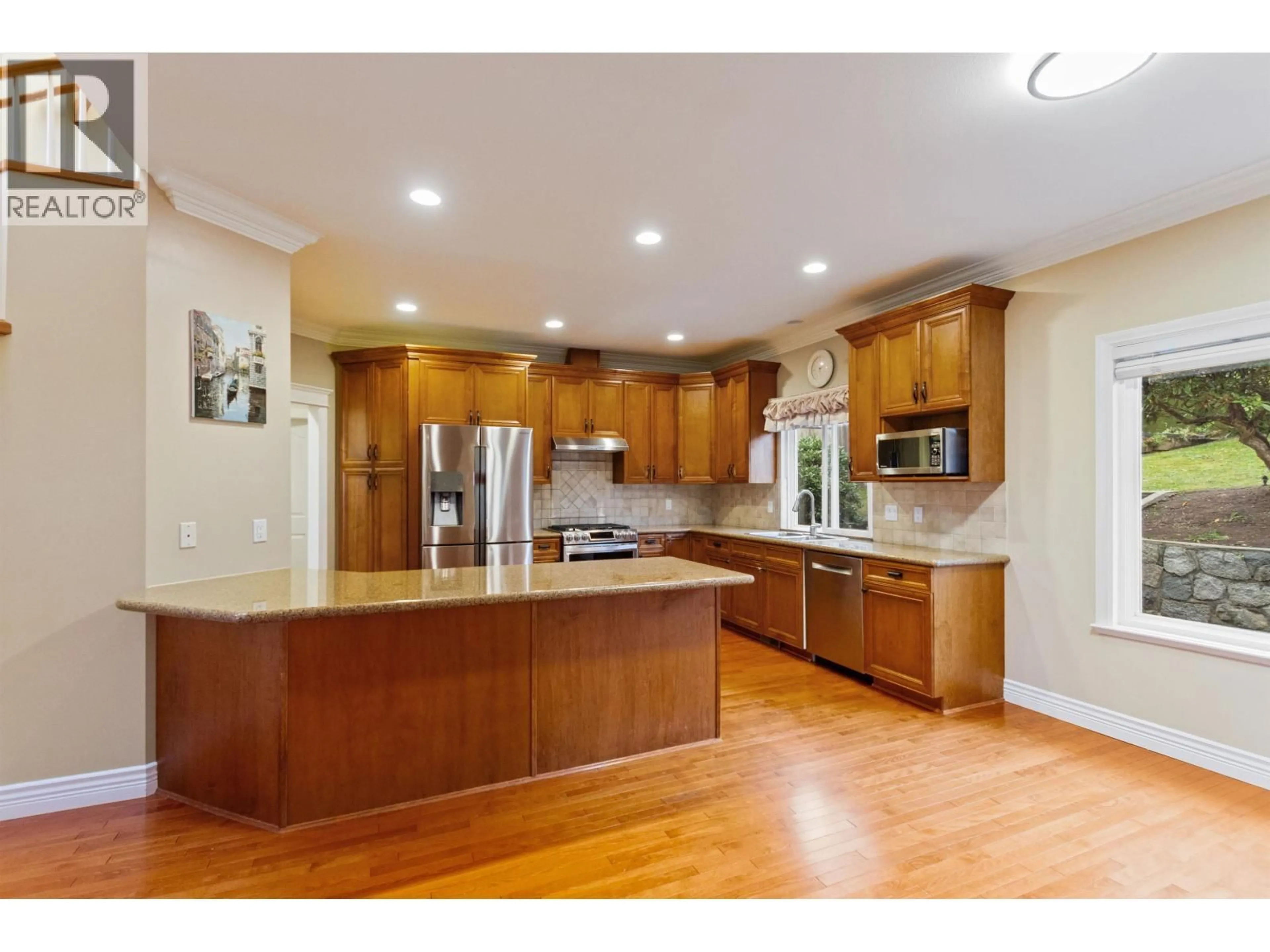 Open concept kitchen, unknown for 3782 LONSDALE AVENUE, North Vancouver British Columbia V7N3K6
