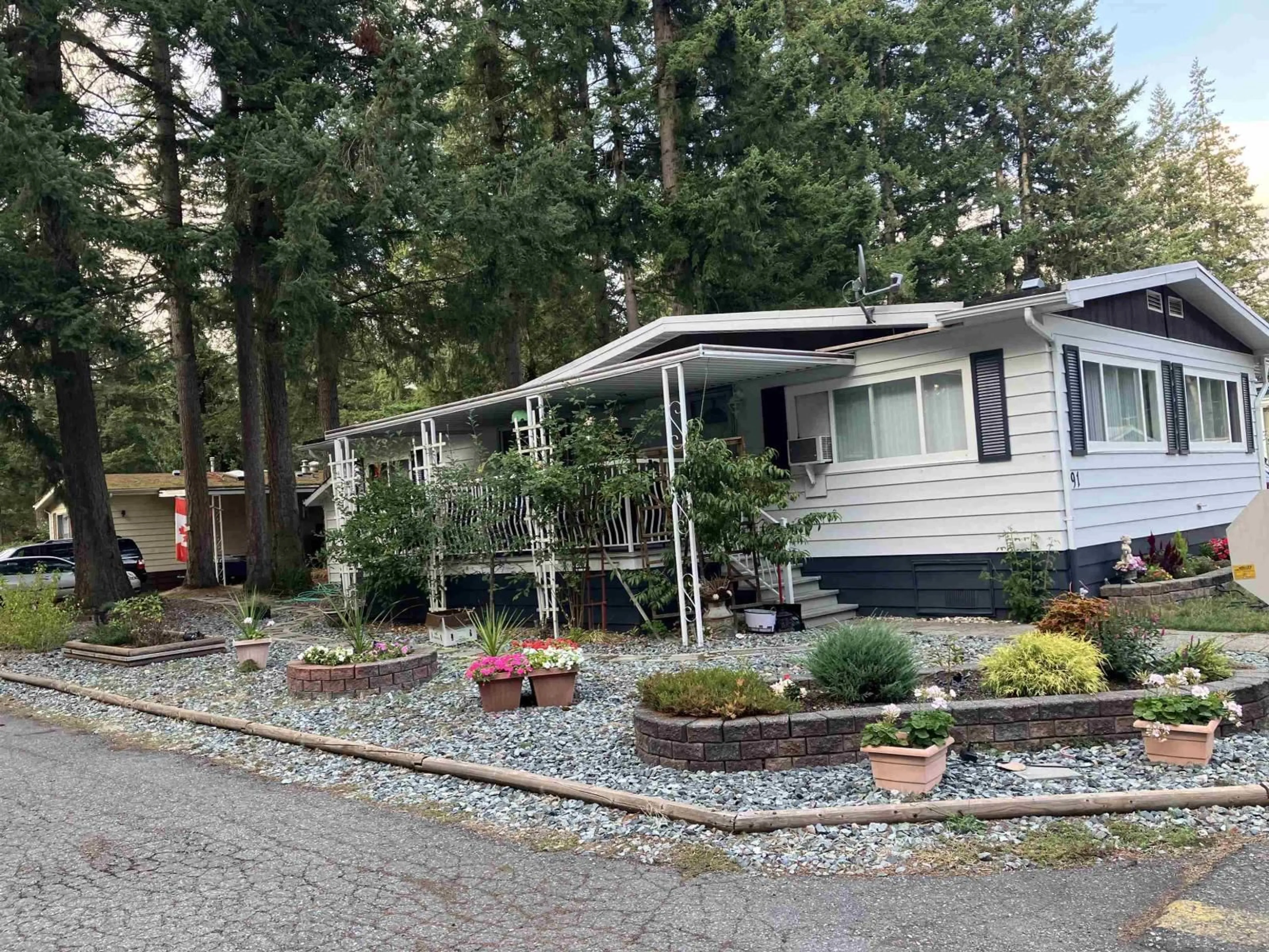 Home with vinyl exterior material, street for 91 - 20071 24 AVENUE, Langley British Columbia V2Z2A1