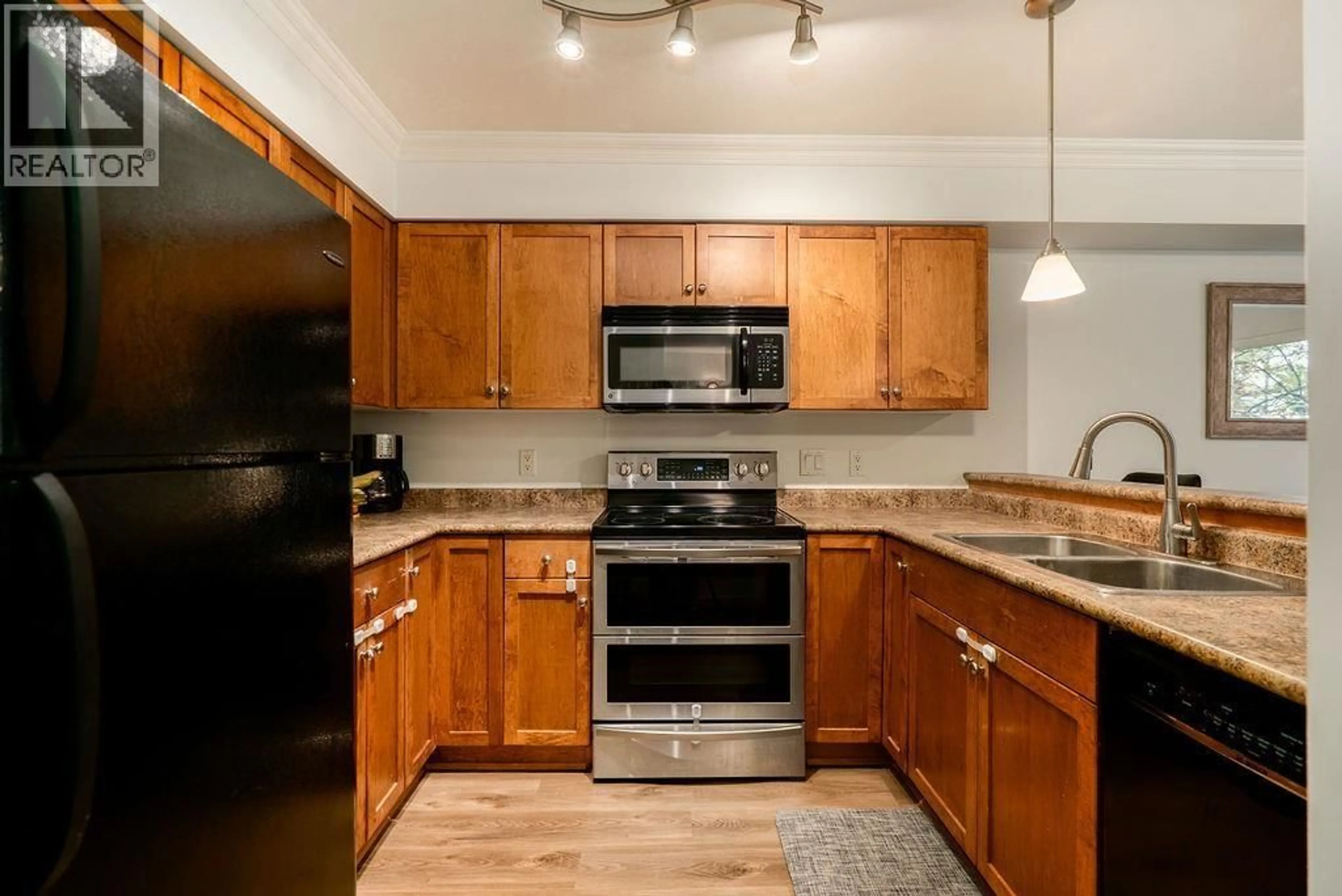 Standard kitchen, unknown for 41 - 19141 124 AVENUE, Pitt Meadows British Columbia V3Y2V6
