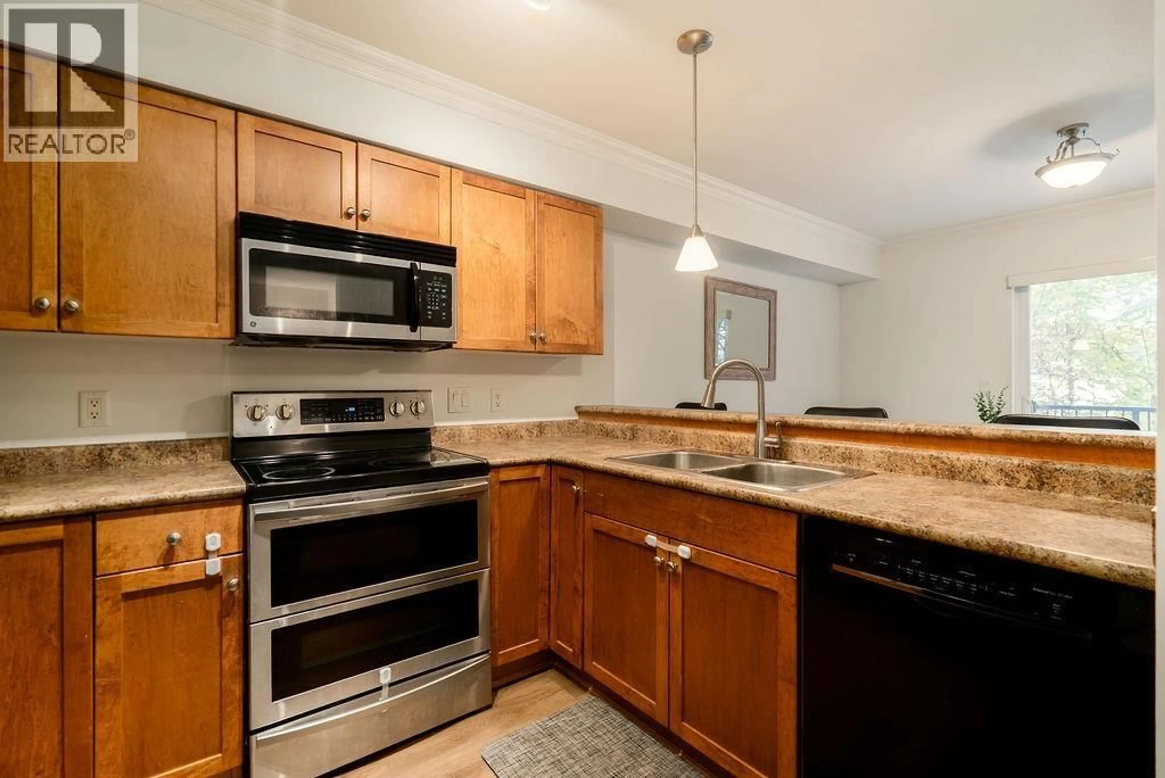 Standard kitchen, unknown for 41 - 19141 124 AVENUE, Pitt Meadows British Columbia V3Y2V6