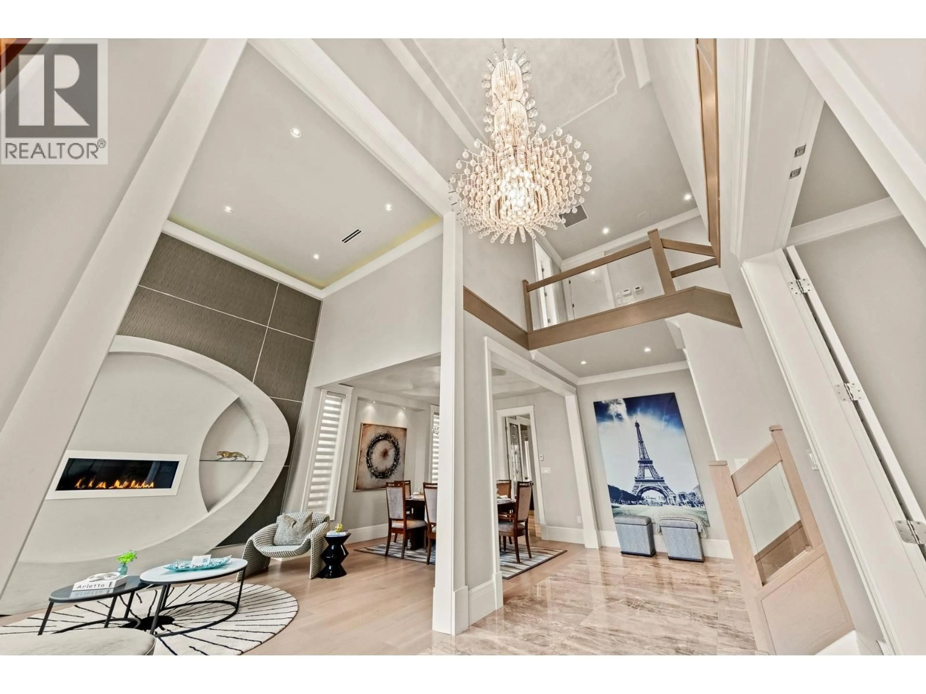 Indoor foyer for 7673 DAMPIER DRIVE, Richmond British Columbia V7C4M3