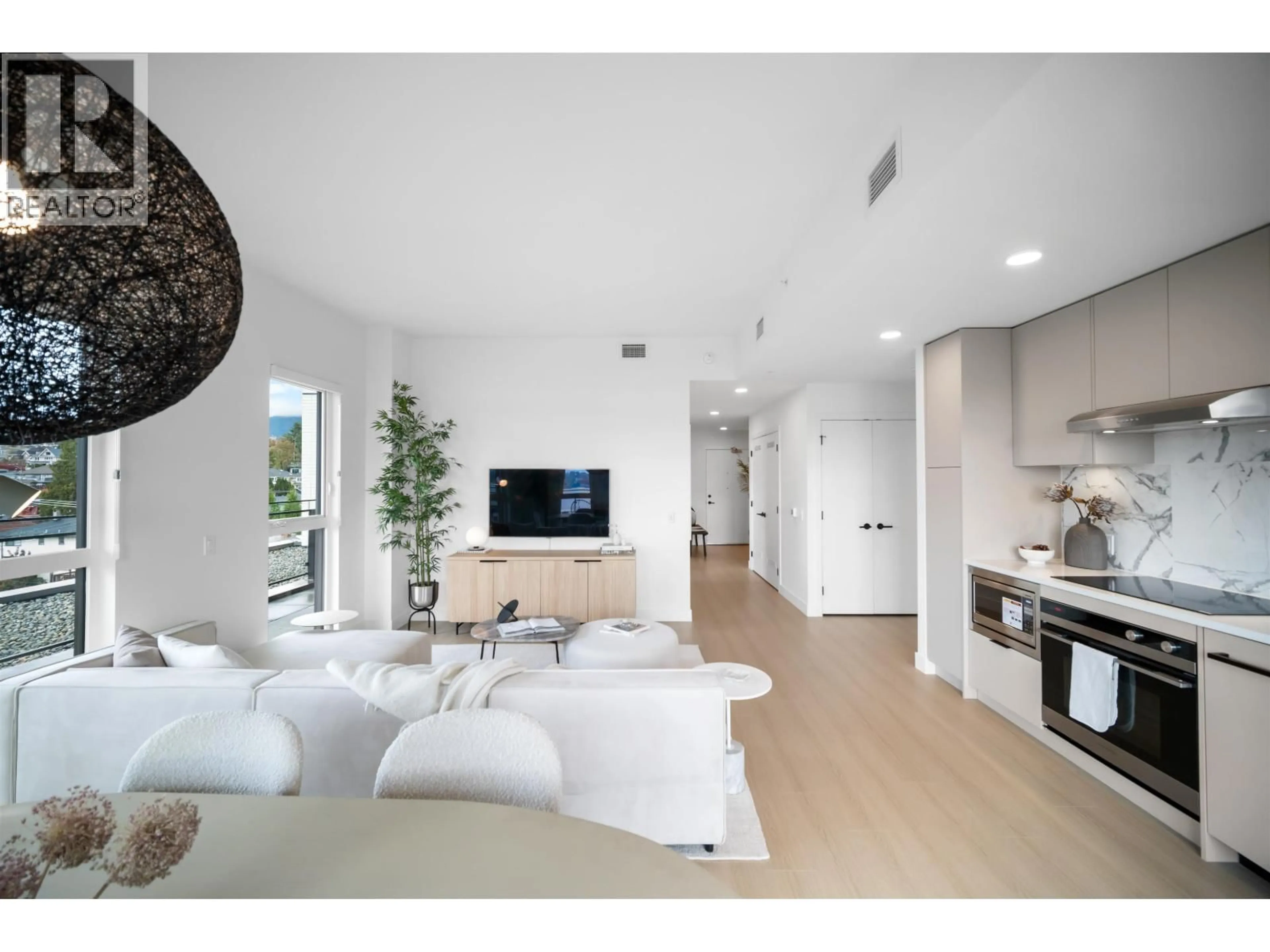 Unknown for 501 - 422 3RD STREET, North Vancouver British Columbia V7L0K1