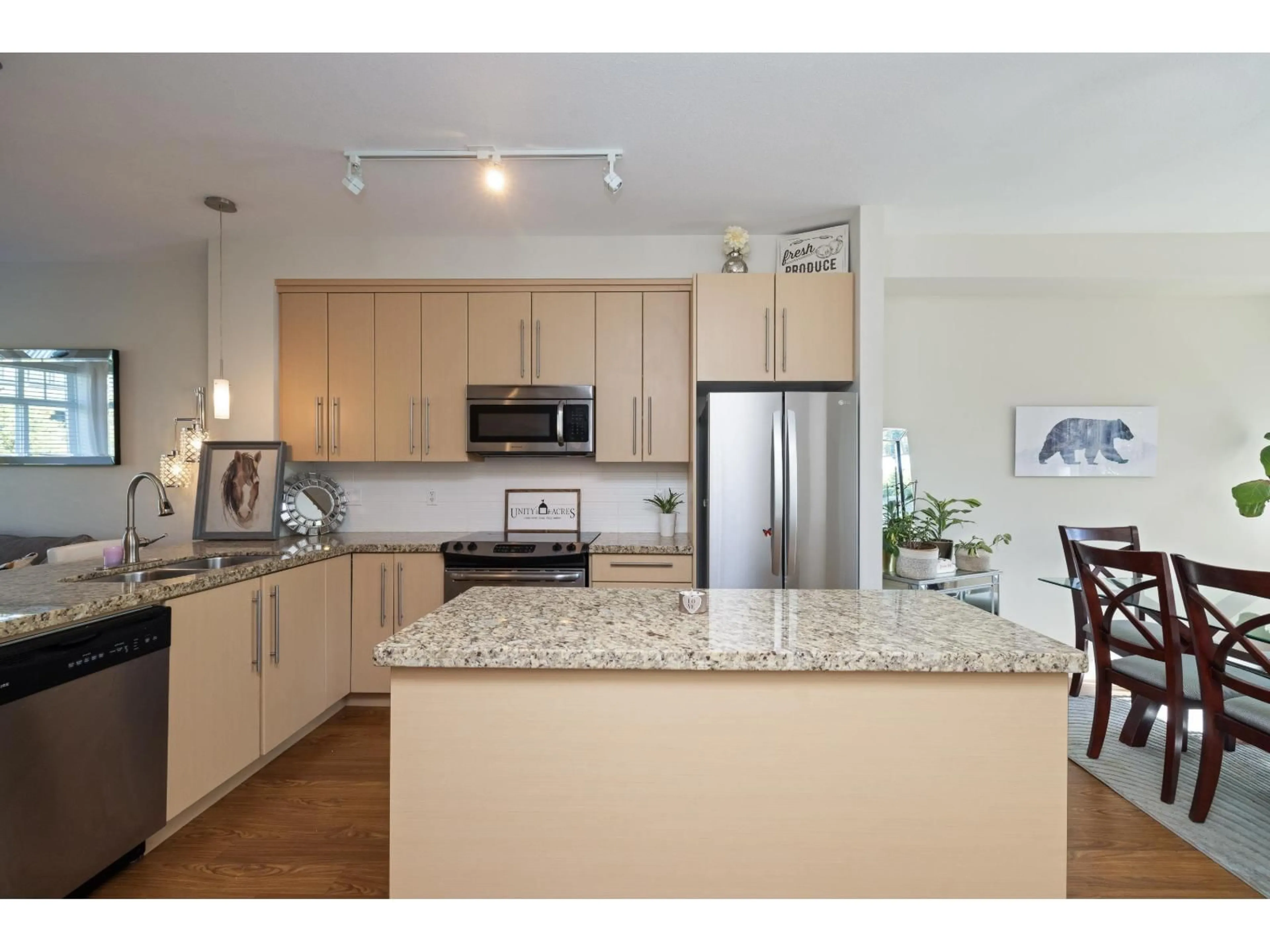 Open concept kitchen, unknown for 95 - 8251 209B STREET, Langley British Columbia V2Y0J9