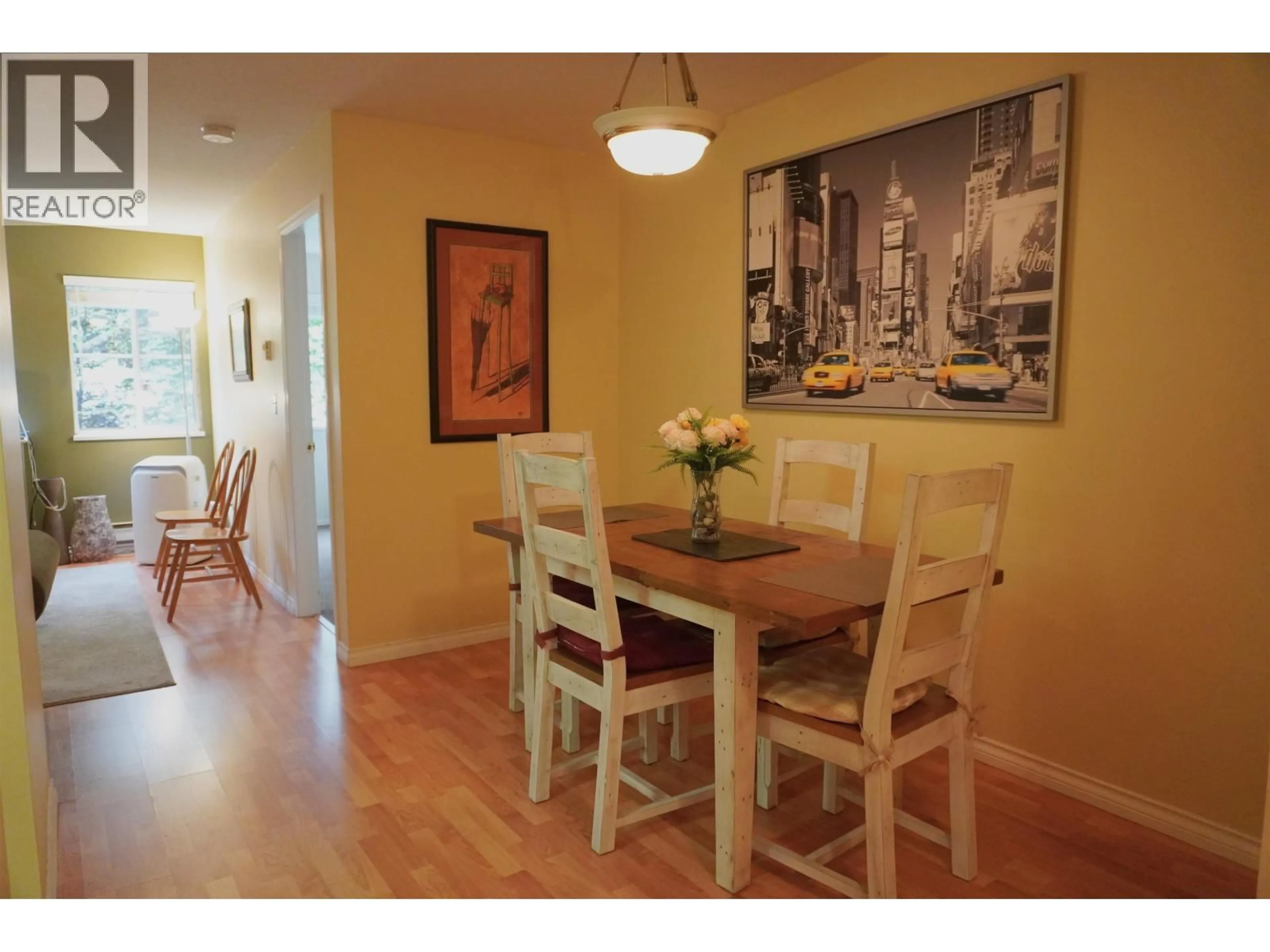 Dining room, wood/laminate floor for 19 - 19034 MCMYN ROAD, Pitt Meadows British Columbia V3Y2N8